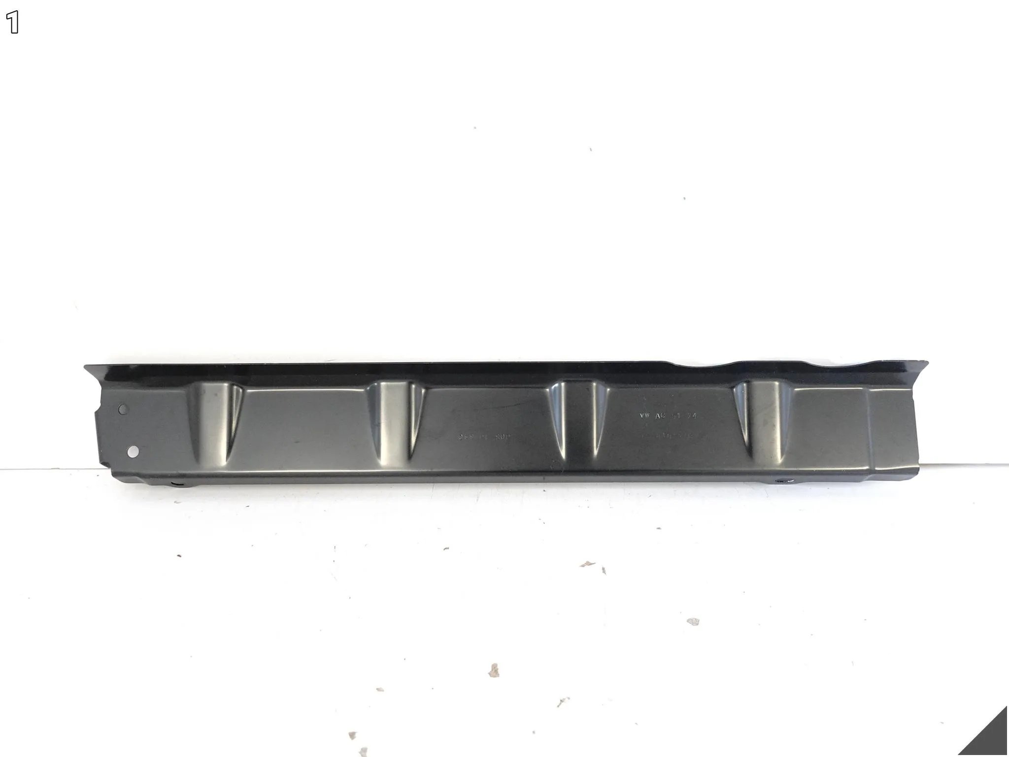 VW CRAFTER II 7C0 MAN TGE UCHWYT POSZYCIE BŁOTNIKA BLACHA MOCOWANIE PRÓG R f33916be0050682ccd019510c820ef85