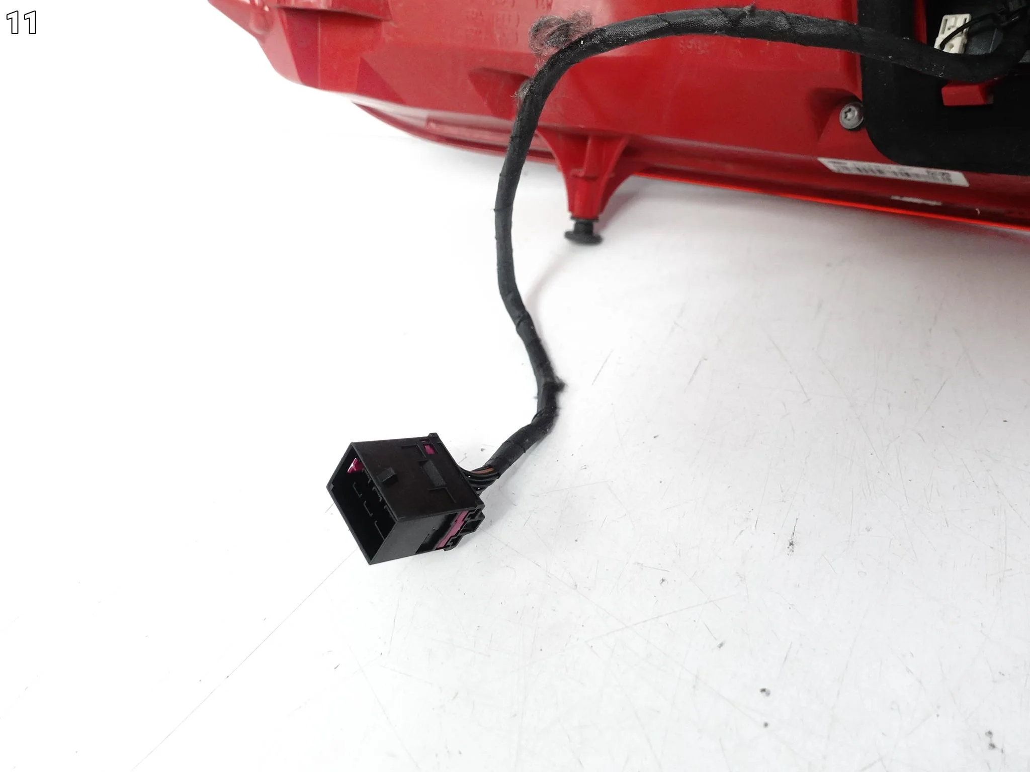 PORSCHE MACAN 95B 14-18 LAMPA LED W BŁOTNIK TYŁ PRAWA EUROPA 2d5059ffe8aeb3b858a774c8dd63340f