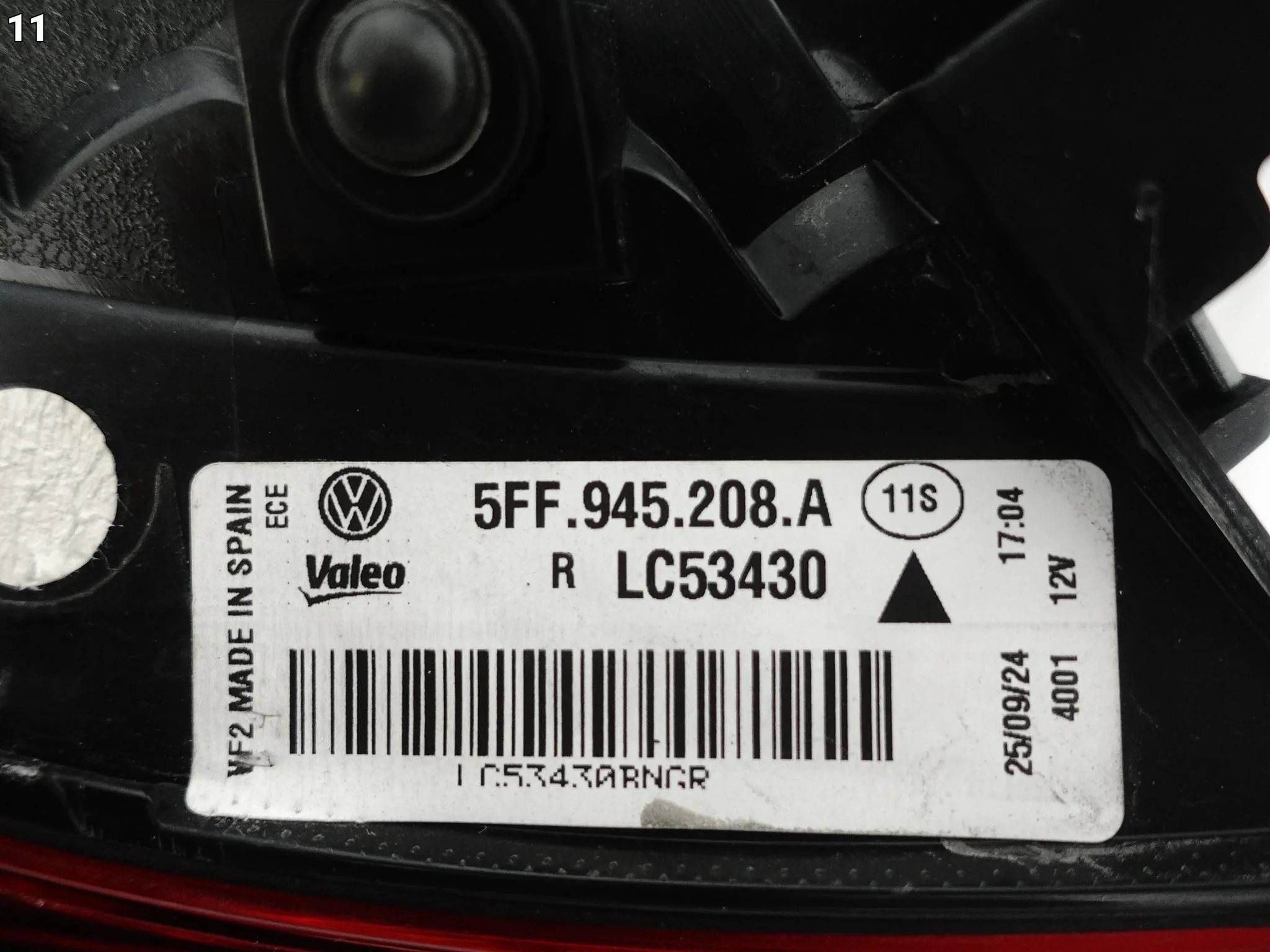 CUPRA FORMENTOR 5FF LIFT 24- LAMPA LED W BŁOTNIK TYŁ PRAWA EUROPA feeaaa6ab6b8d24d44a4ad7b5f503626