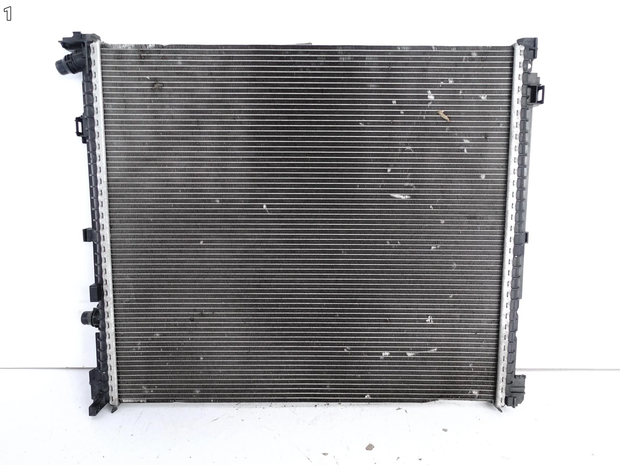 BMW X3 G01 X4 G02 M M40iX 30iX 20iX CHŁODNICA WODY de83b869bcc9d8ca587fa265f237516b