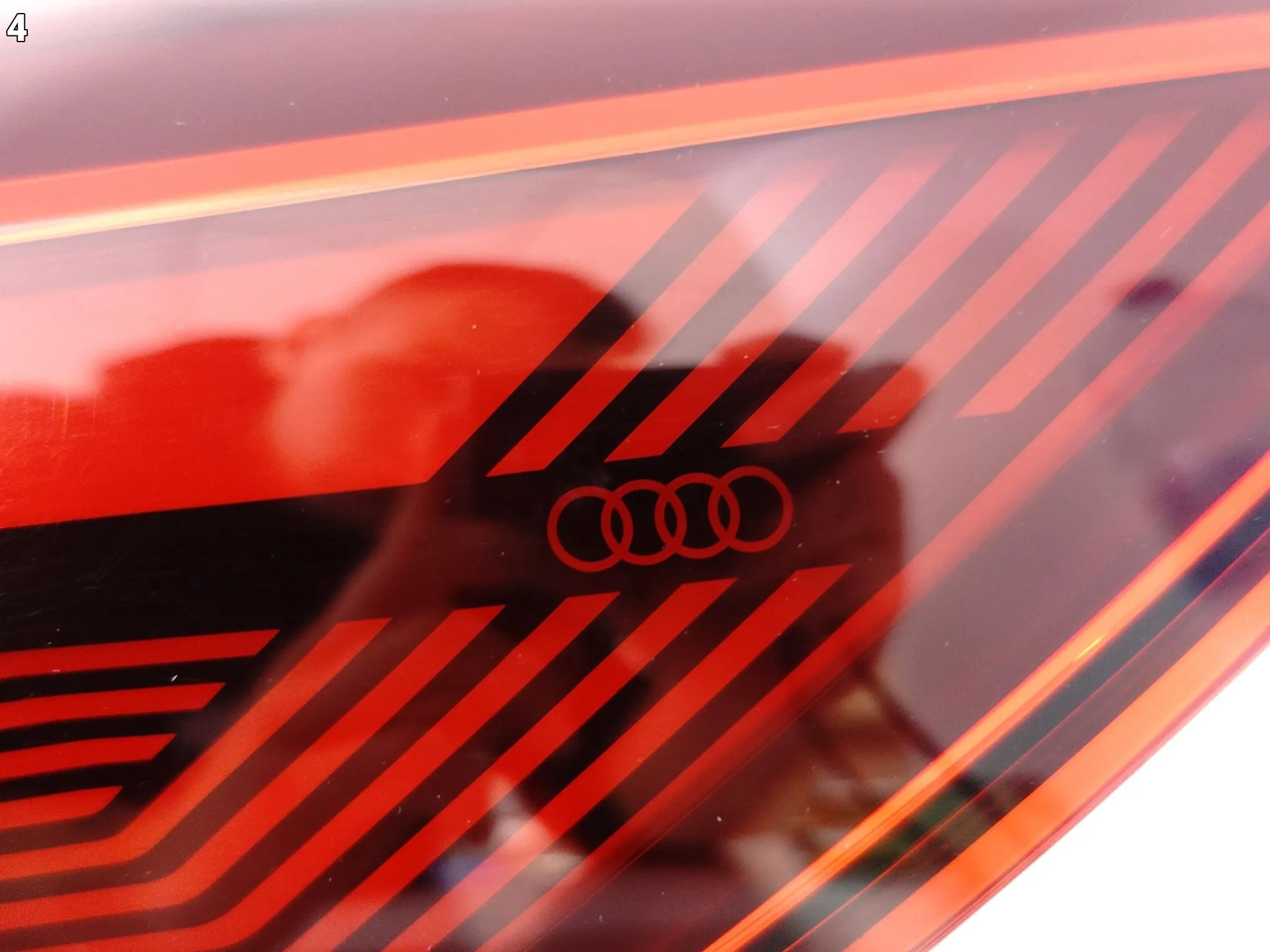 AUDI Q4 E-TRON SPORTBACK 89A 21- LAMPA LED HIGH W BŁOTNIK TYŁ PRAWA EUROPA 880071a6eb2b6de8d77c8e0941d0bdfd