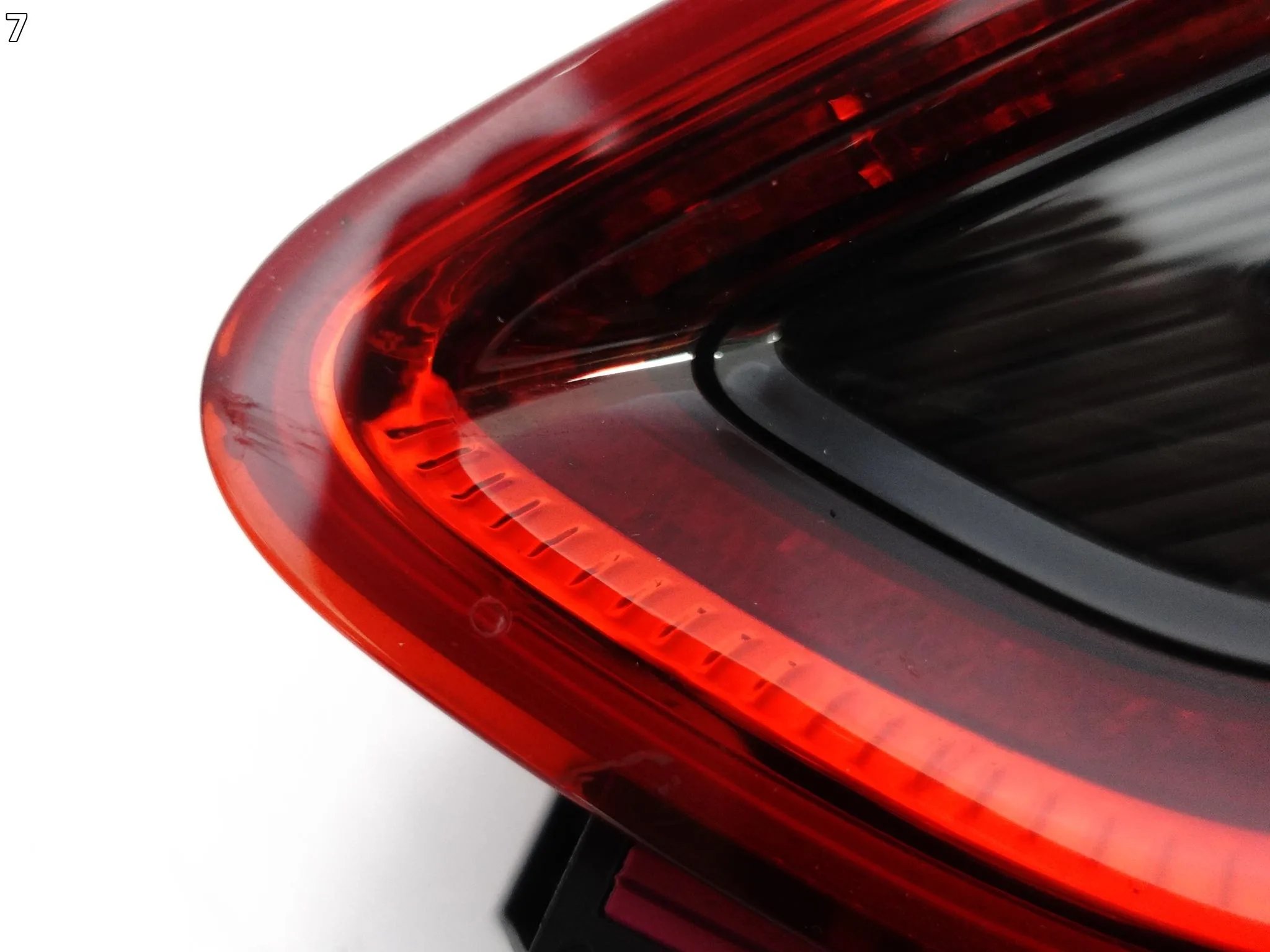 PORSCHE MACAN 95B 14-18 LAMPA LED W BŁOTNIK TYŁ LEWA EUROPA d6d3a91bb18552e893a0c0ad21e4245a