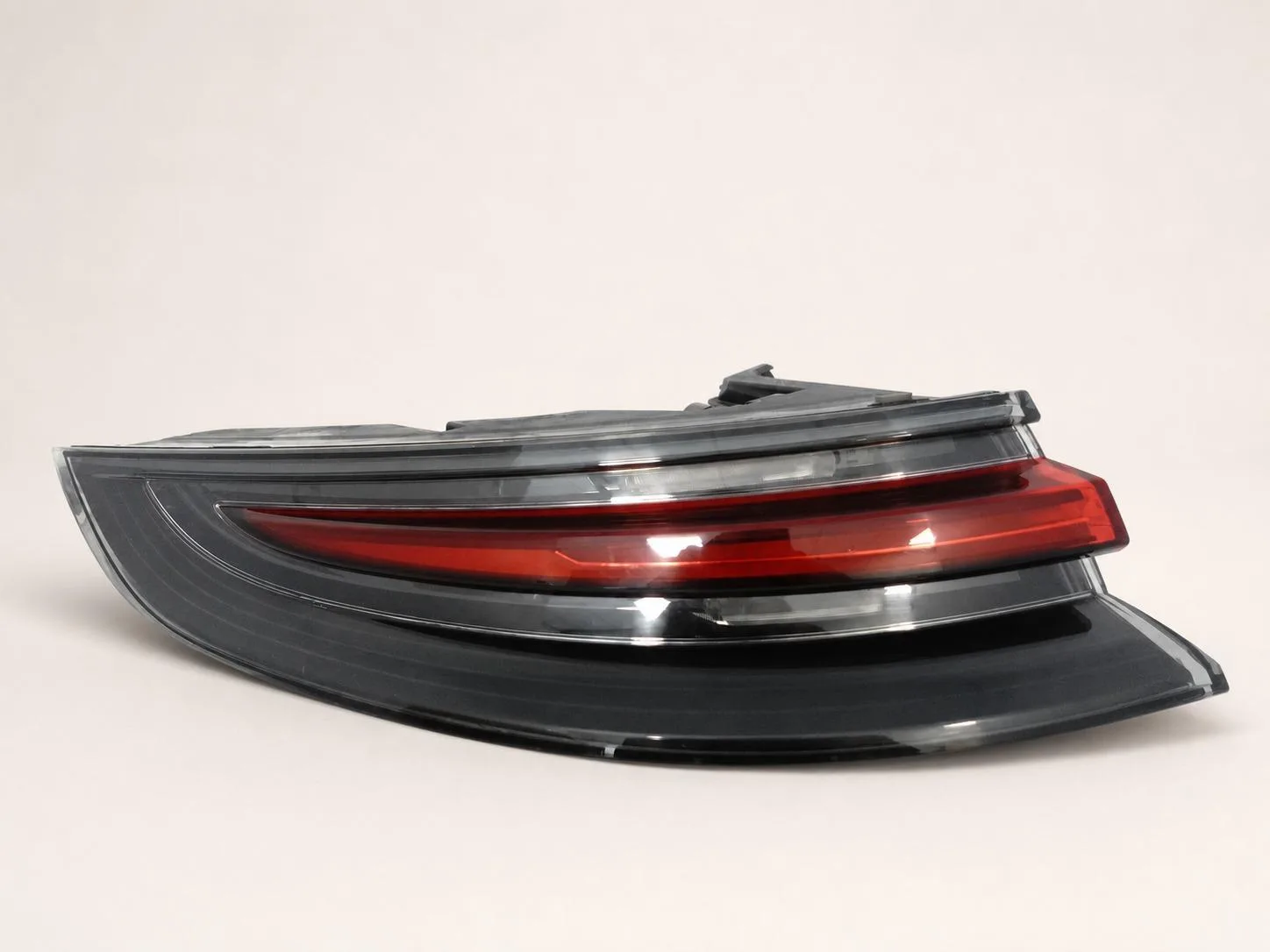 PORSCHE PANAMERA II 2 971 973 TURBO 16-20 LAMPA LED W BŁOTNIK TYŁ LEWA EU 7f2e832102fc58c3fc87a0bf9e3d6c40