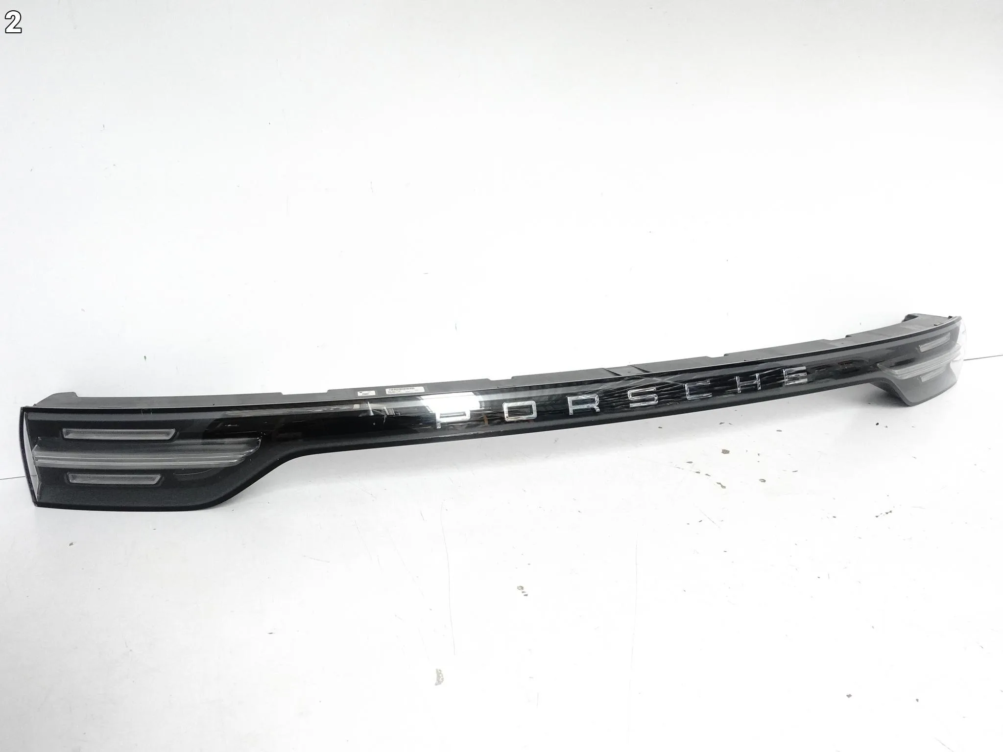 PORSCHE CAYENNE III E3 9Y0 18- LAMPA LED BLENDA KLAPA POKRYWA TYŁ EU CIEMNA fb1c20078a23a9260792c1710dd08c56