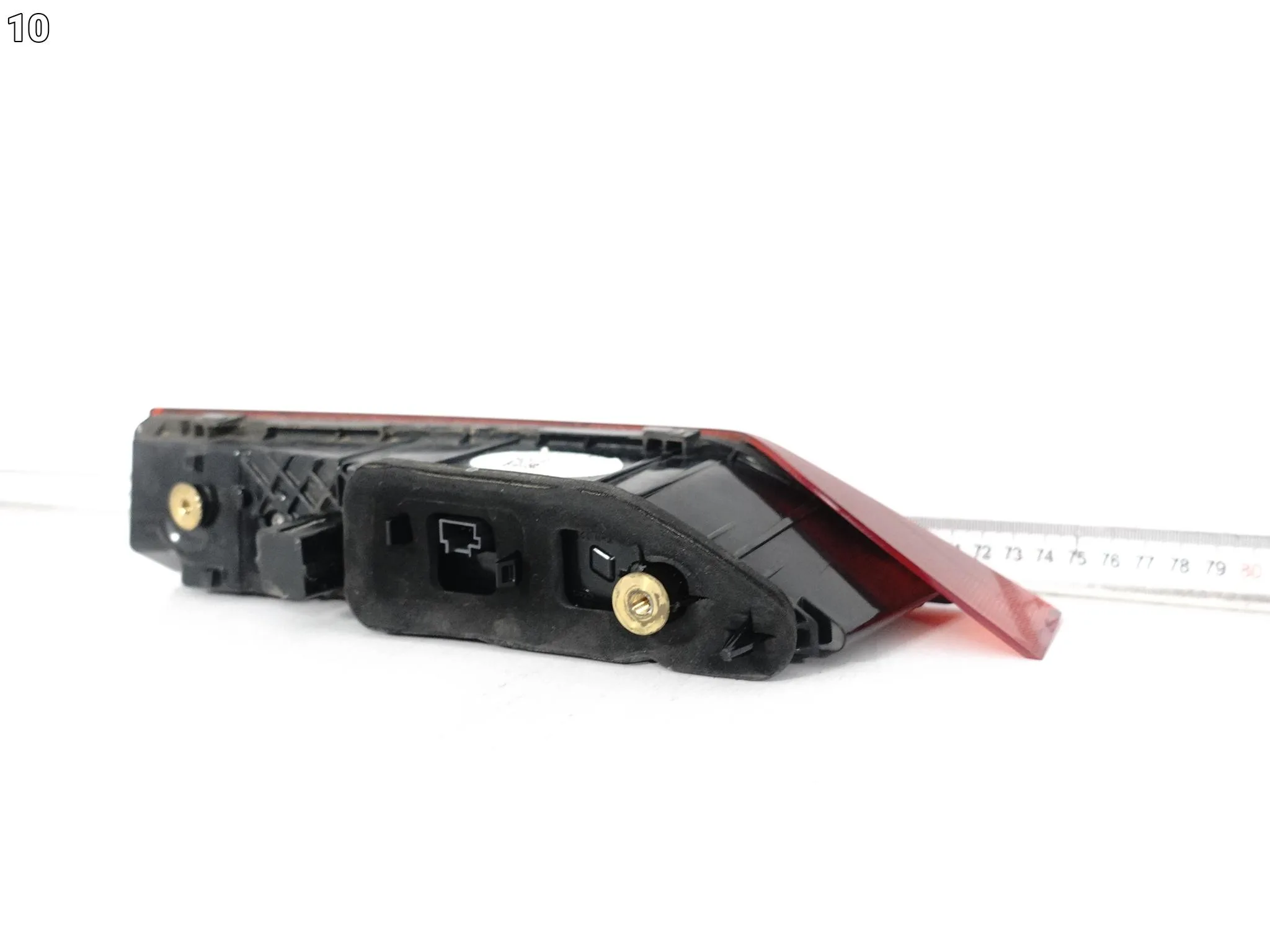 VOLVO XC60 II 2 (2 GENERACJA) 17- LIFT LAMPA LED LEWA W KLAPĘ TYŁ EUROPA 8fdd565e4ecd7ff5f466fdd2fde28111
