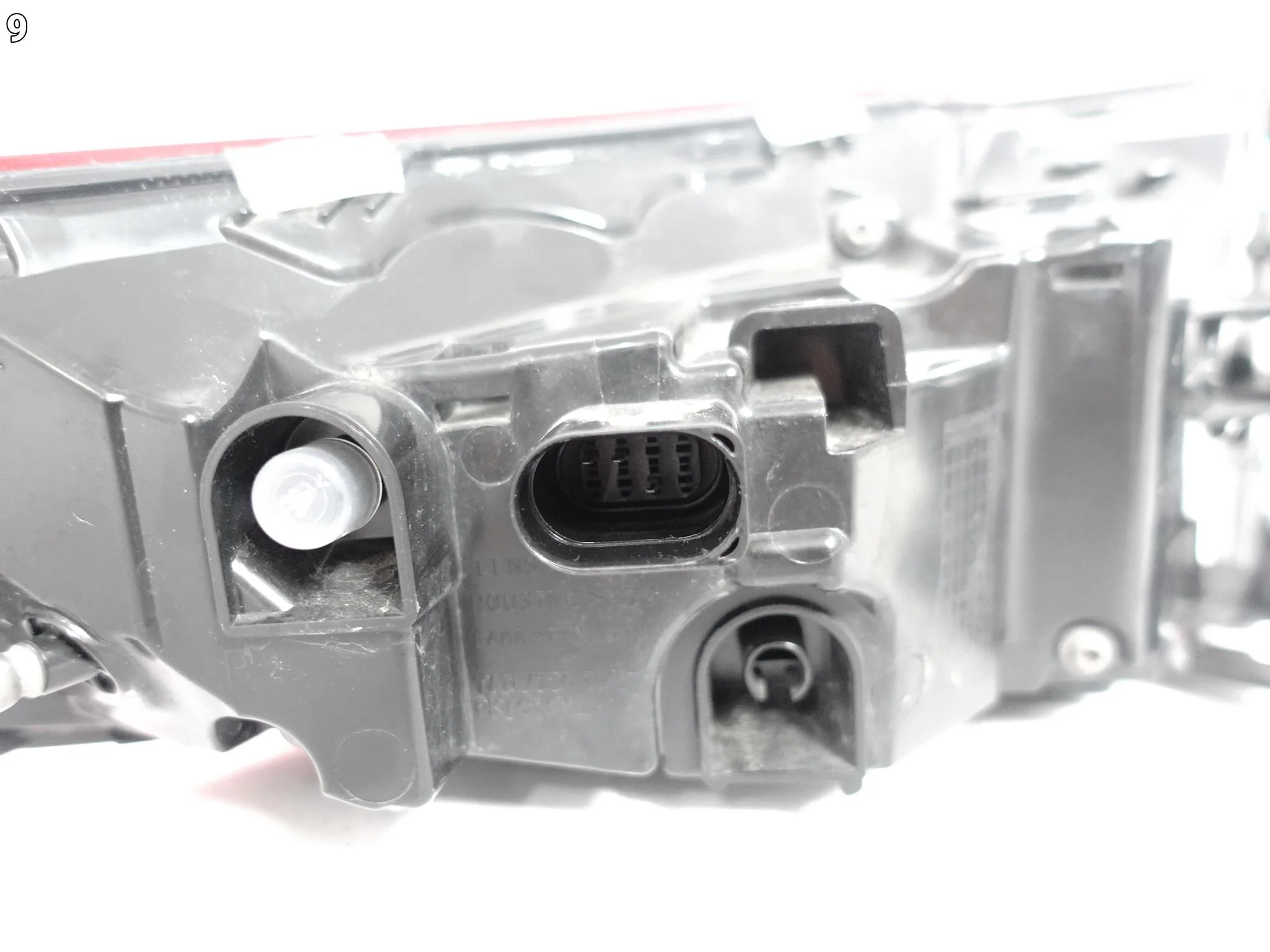 CUPRA FORMENTOR 5FF LIFT 24- LAMPA LED W BŁOTNIK TYŁ PRAWA EUROPA 2cf4f31e3f36b3e8bfeecd4f2c668a14