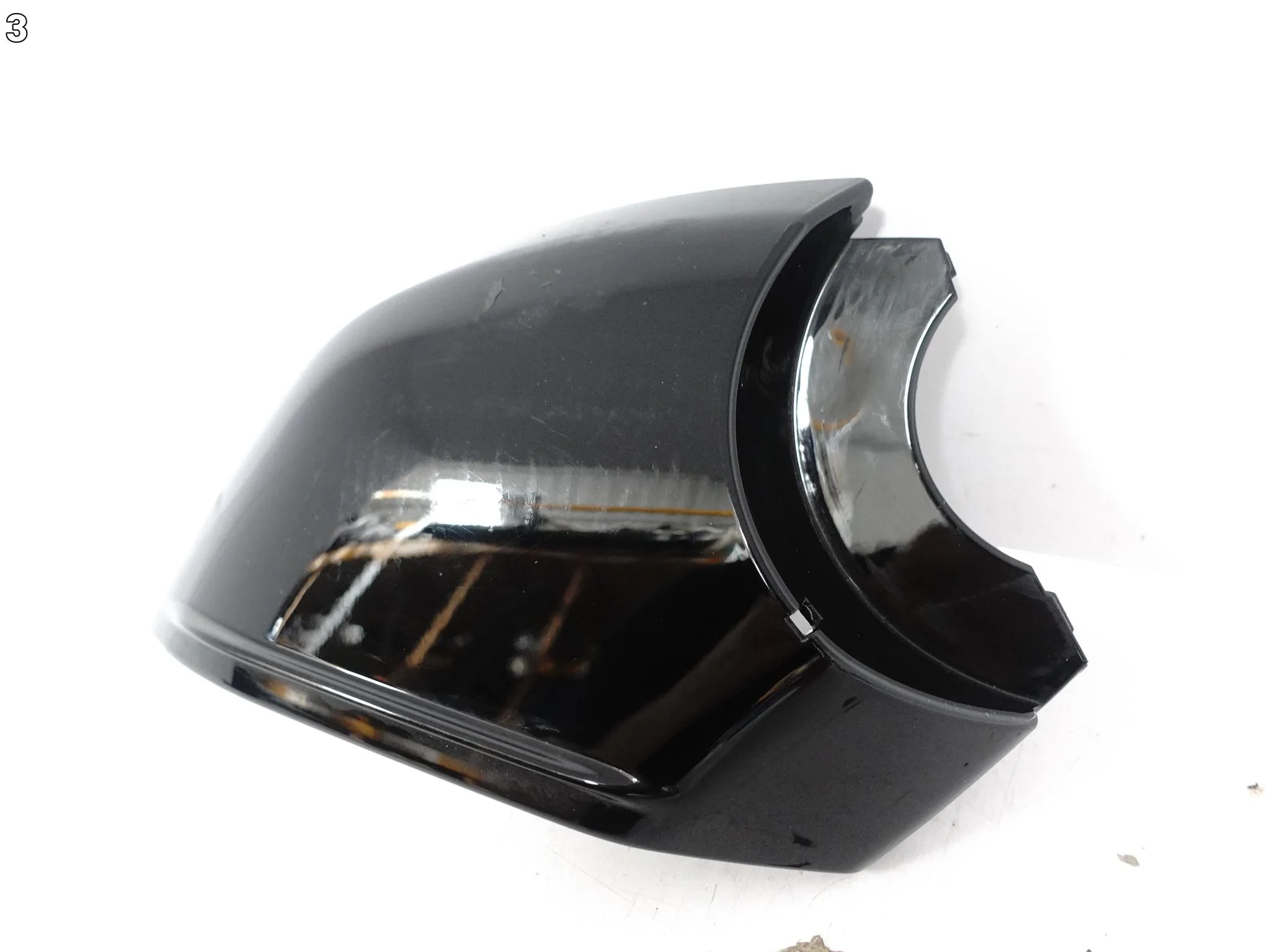 BMW 5 G60 G61 7 G70 22- OBUDOWA DOLNA POD KAMERĘ OSŁONA LUSTERKO PRAWE 6276bd6236dc2750cfd3598935698f89