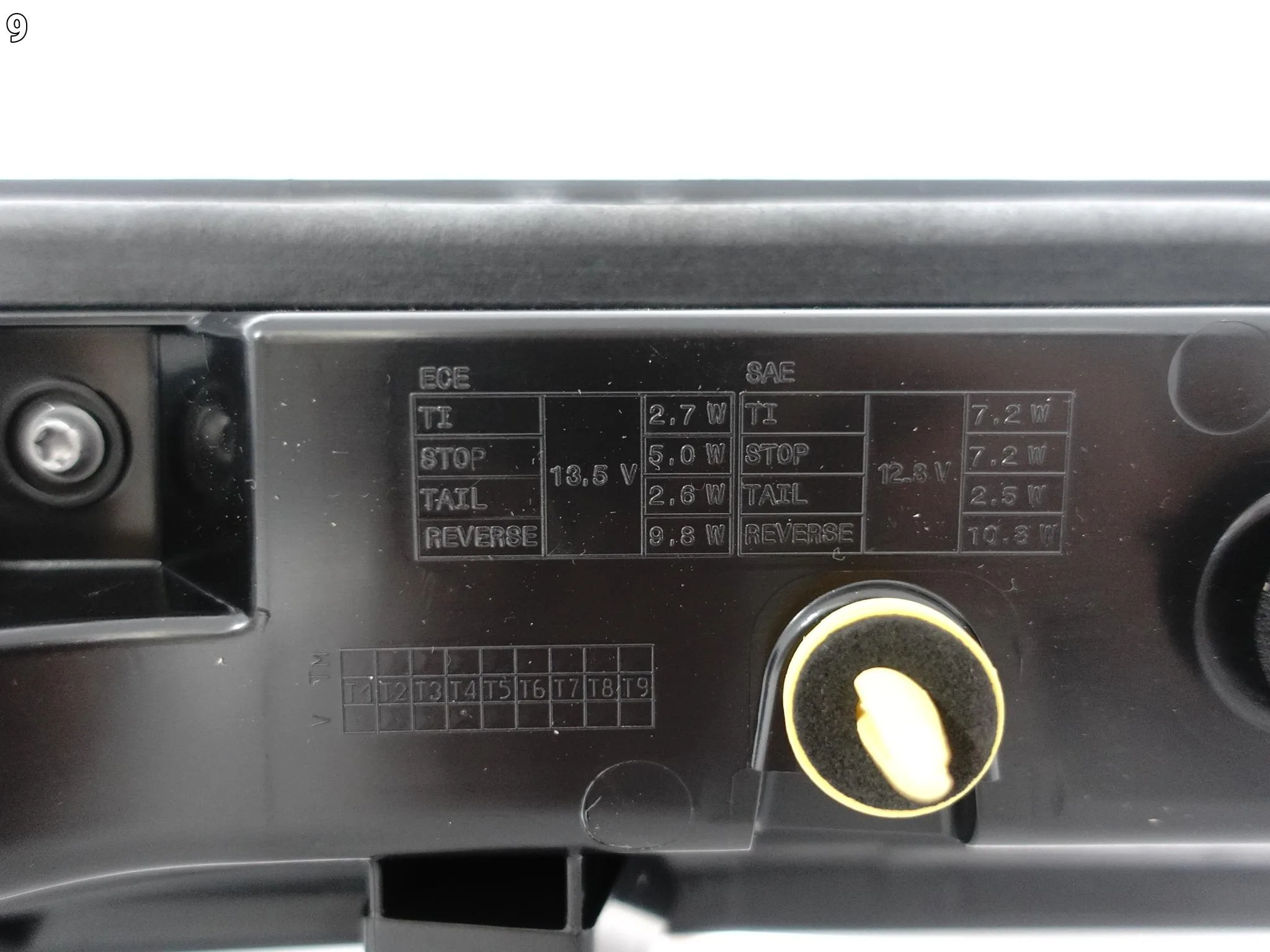 RANGE ROVER VELAR L560 LIFT 23- LAMPA LED BLENDA W KLAPĘ BAGAŻNIKA TYŁ EU 2ac8002eeb231cb7633003b014da713c