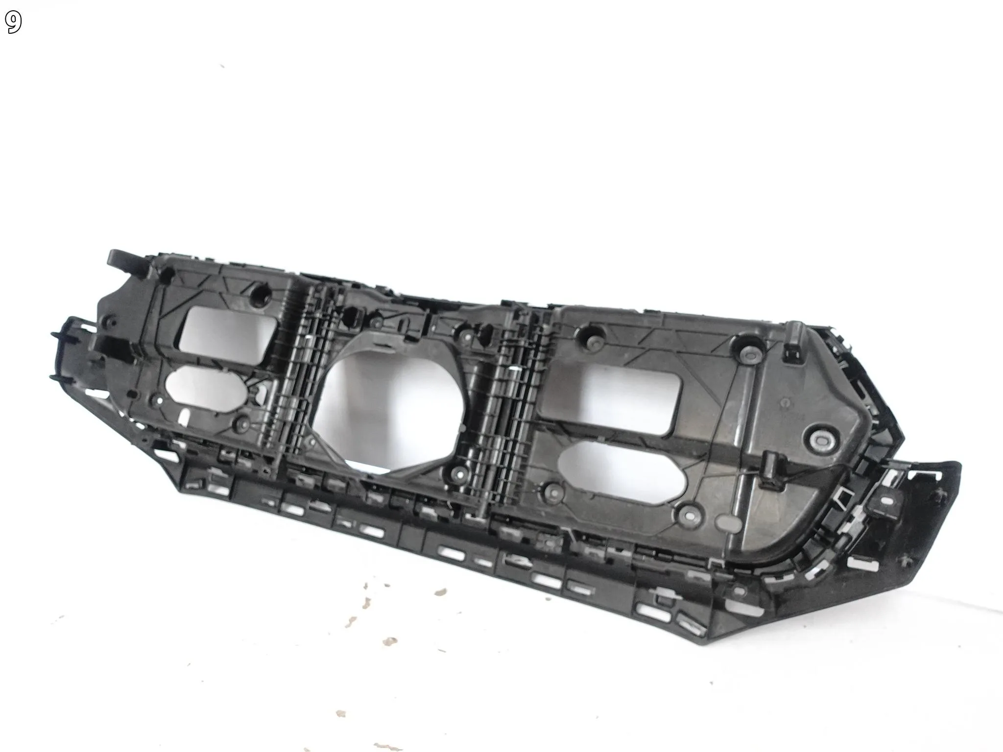 SKODA ENYAQ iV 5LA ELECTRIC 20-25 WZMOCNIENIE STELAŻ POD GRILL ATRAPĘ PRZÓD bcdcaafcb03e30f155e1da67e8b6c05e