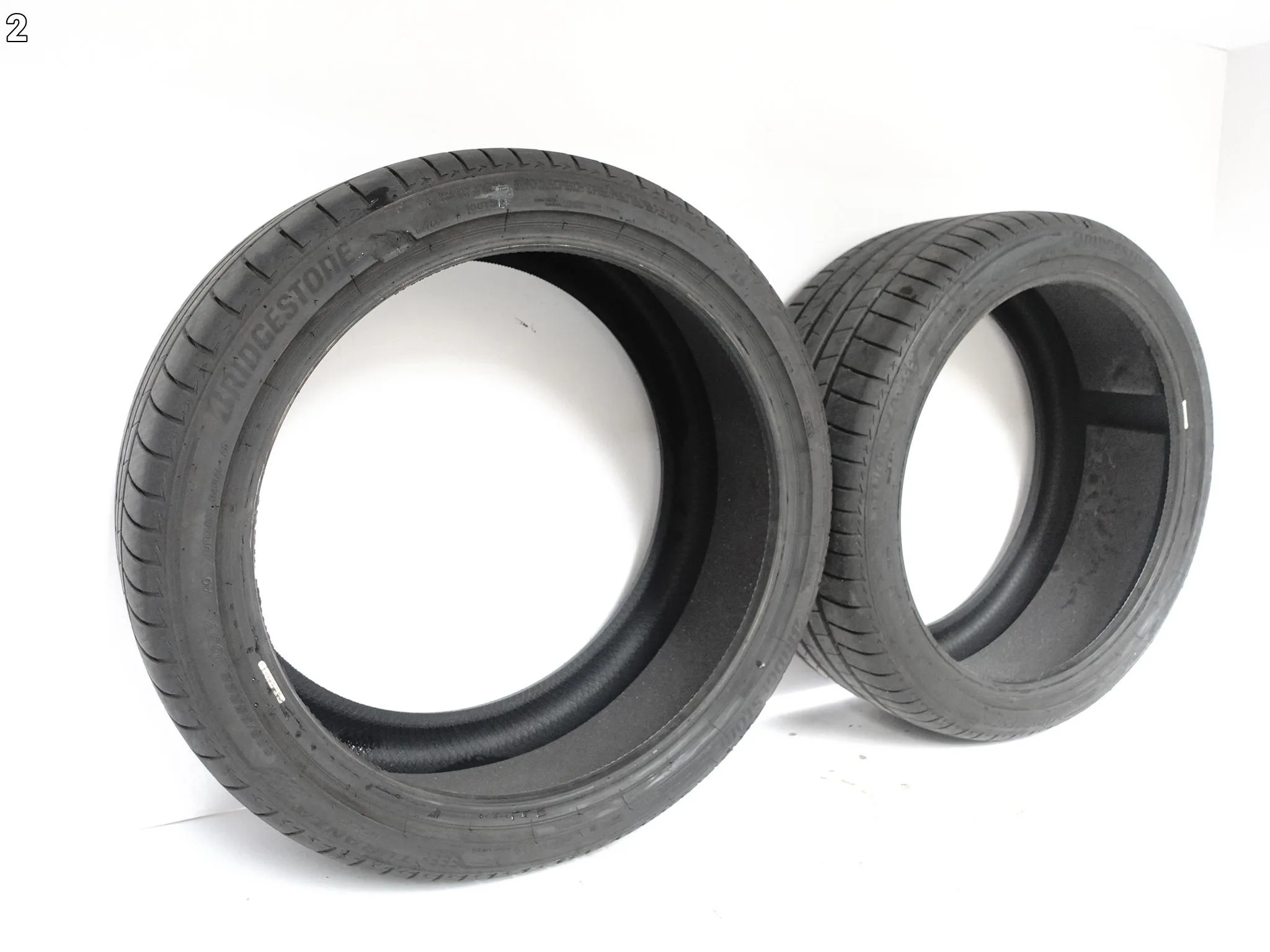 OPONY BRIDGESTONE TURANZA T005 B-SILENT 2szt 285/35 R22 106Y 2026 AO 8mm bf0fe3852bd2c2be1e92a7b0f2751dfe