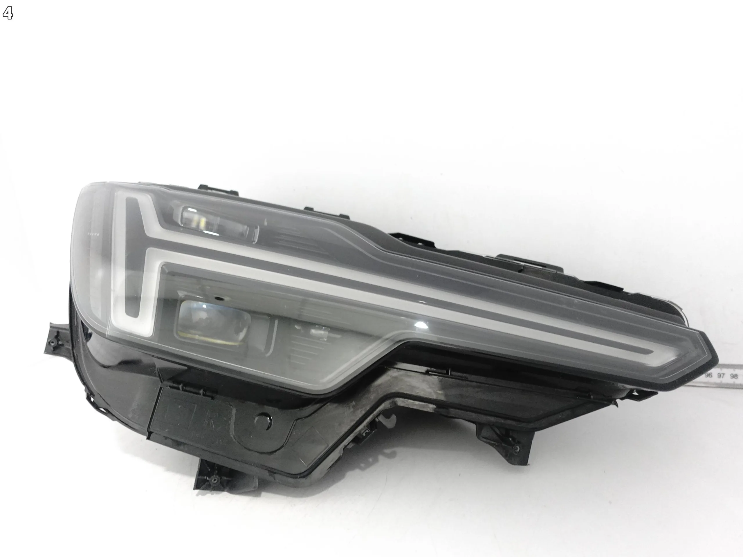 VOLVO XC90 II 2 LIFT (DRUGI LIFT) 24- LAMPA FULL LED PRAWA PRZÓD EUROPA e7c720b393fb992a69ee6a0f9e11dc73