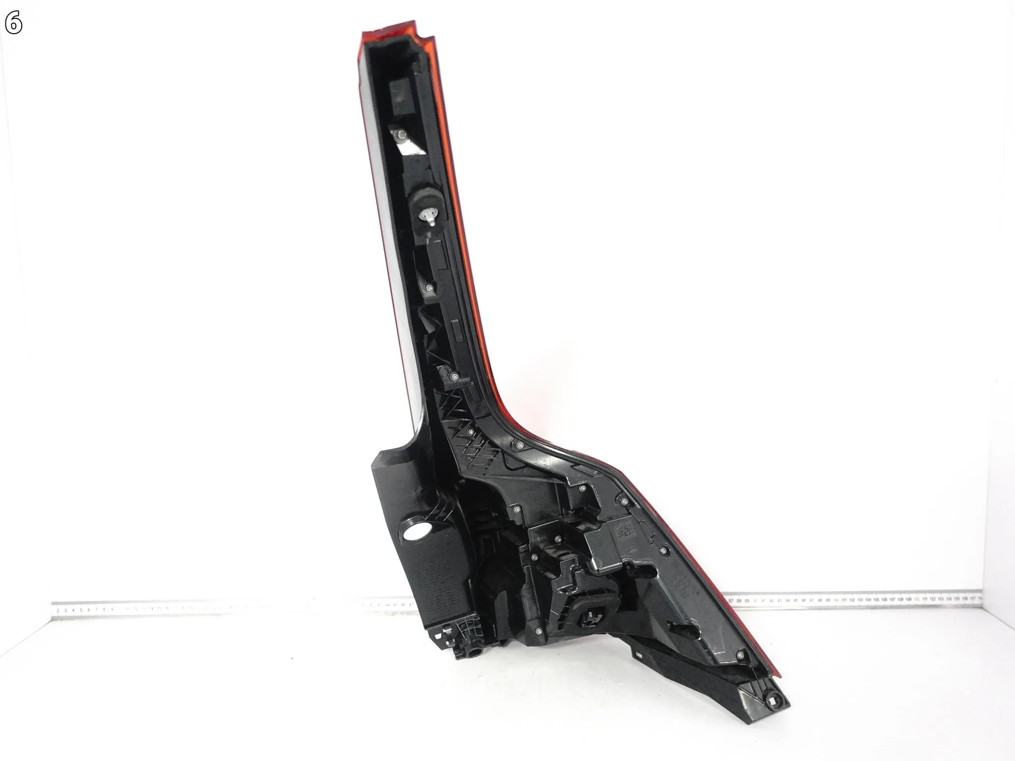 VOLVO XC60 II 2 (2 GENERACJA) 17- LIFT LAMPA LED LEWA W BŁOTNIK TYŁ EUROPA 18e85760507e6a8115beca473b5994fb