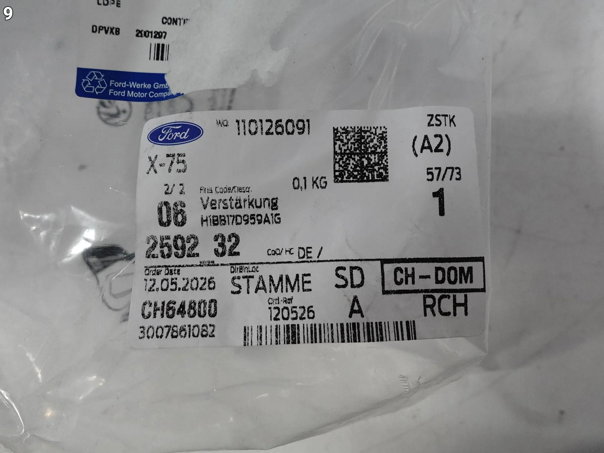 FORD FIESTA MK8 VIII VII B479 17- ŚLIZG MOCOWANIE W ZDERZAK PRZÓD LEWY 2de4482fe3f4451c13bb05ed03065045