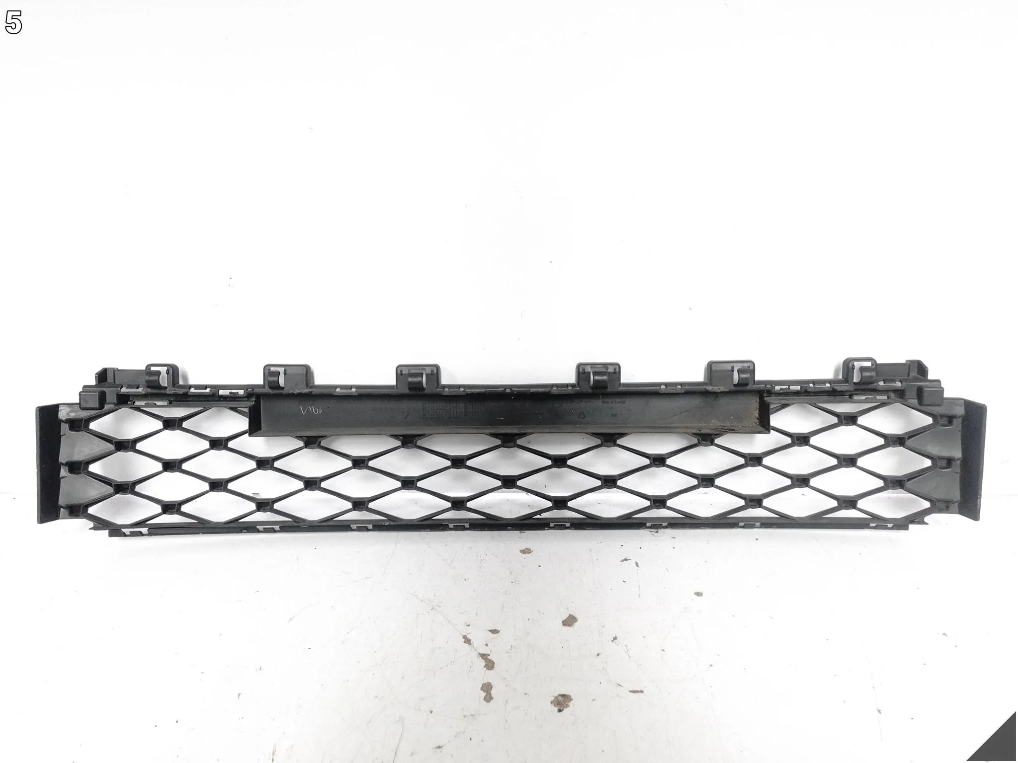 SKODA OCTAVIA IV 4 5E3 LIFT 24- DOLNA KRATKA ATRAPA WLOT W ZDERZAK PRZÓD 93200afff9f5394864a20a4ee3cd90ff