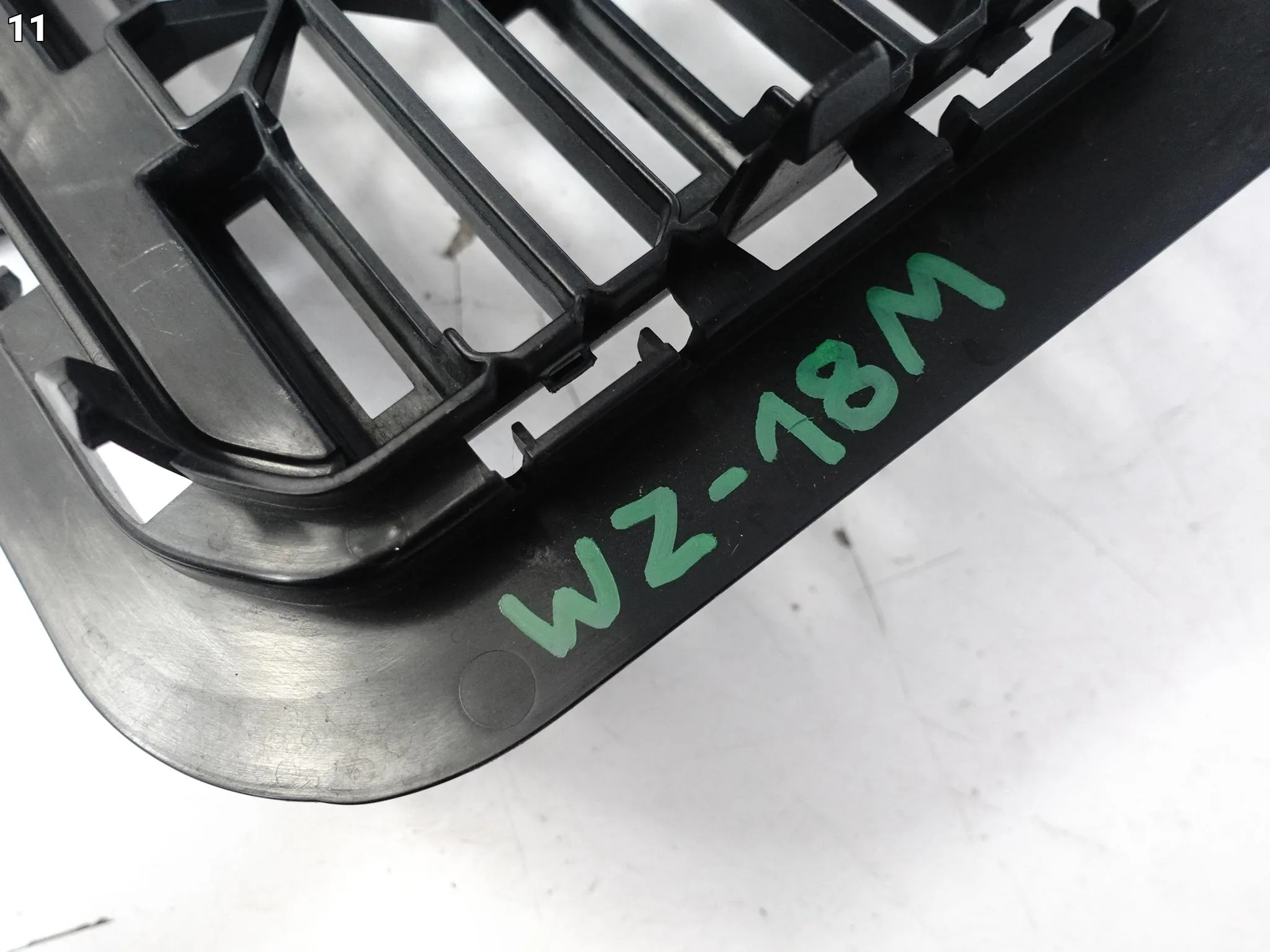 DACIA BIGSTER R1310 25- GRILL ATRAPA KRATKA W ZDERZAK PRZÓD 3e271a5dcdb0f40aae0a105720d53eb2