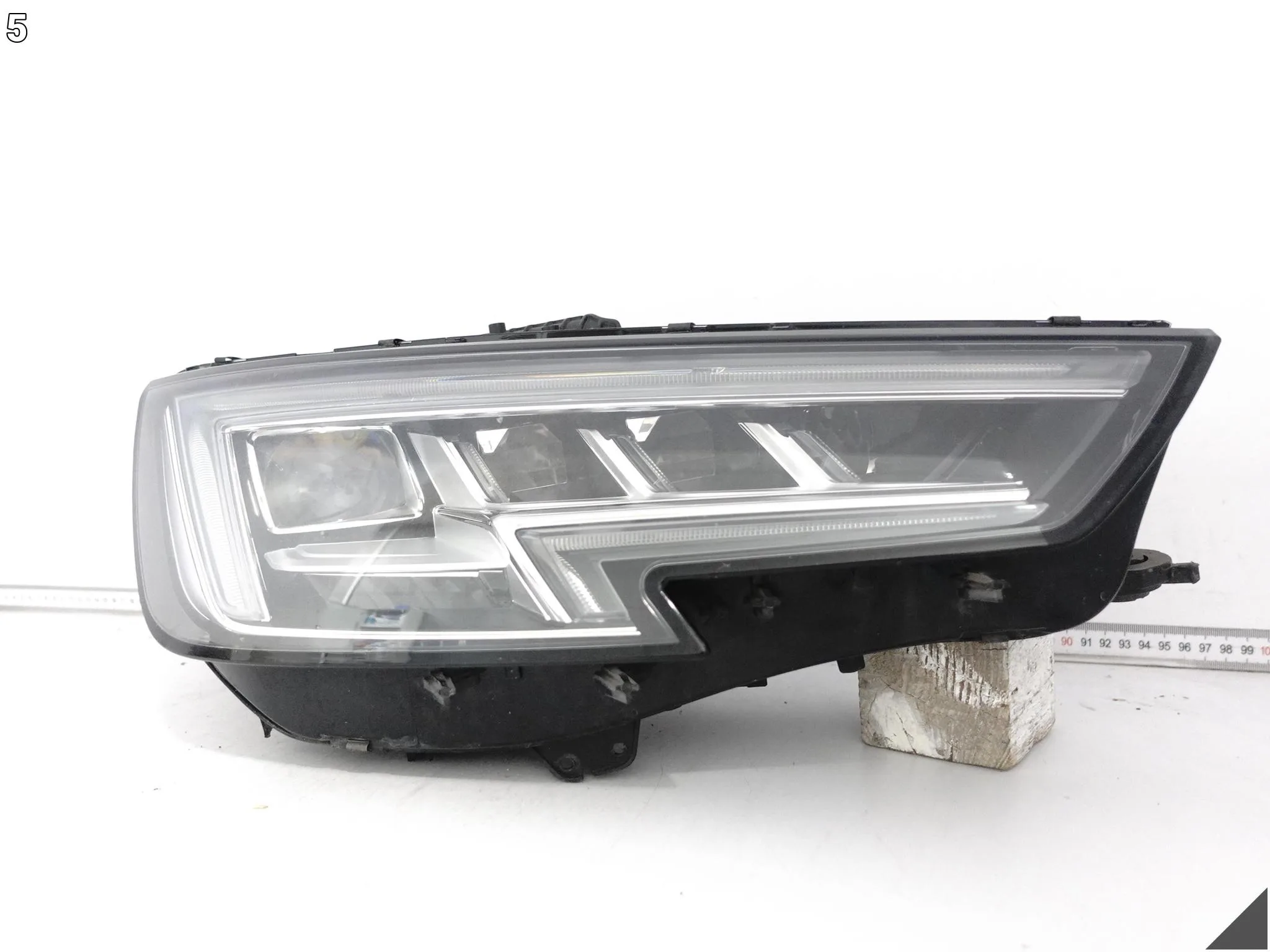 AUDI A4 S4 8W0 B9 15-19 LAMPA HEADLIGHT MATRIX FULL LED PRAWA PRZÓD EUROPA 73a732e06749d776ef0122389635438d