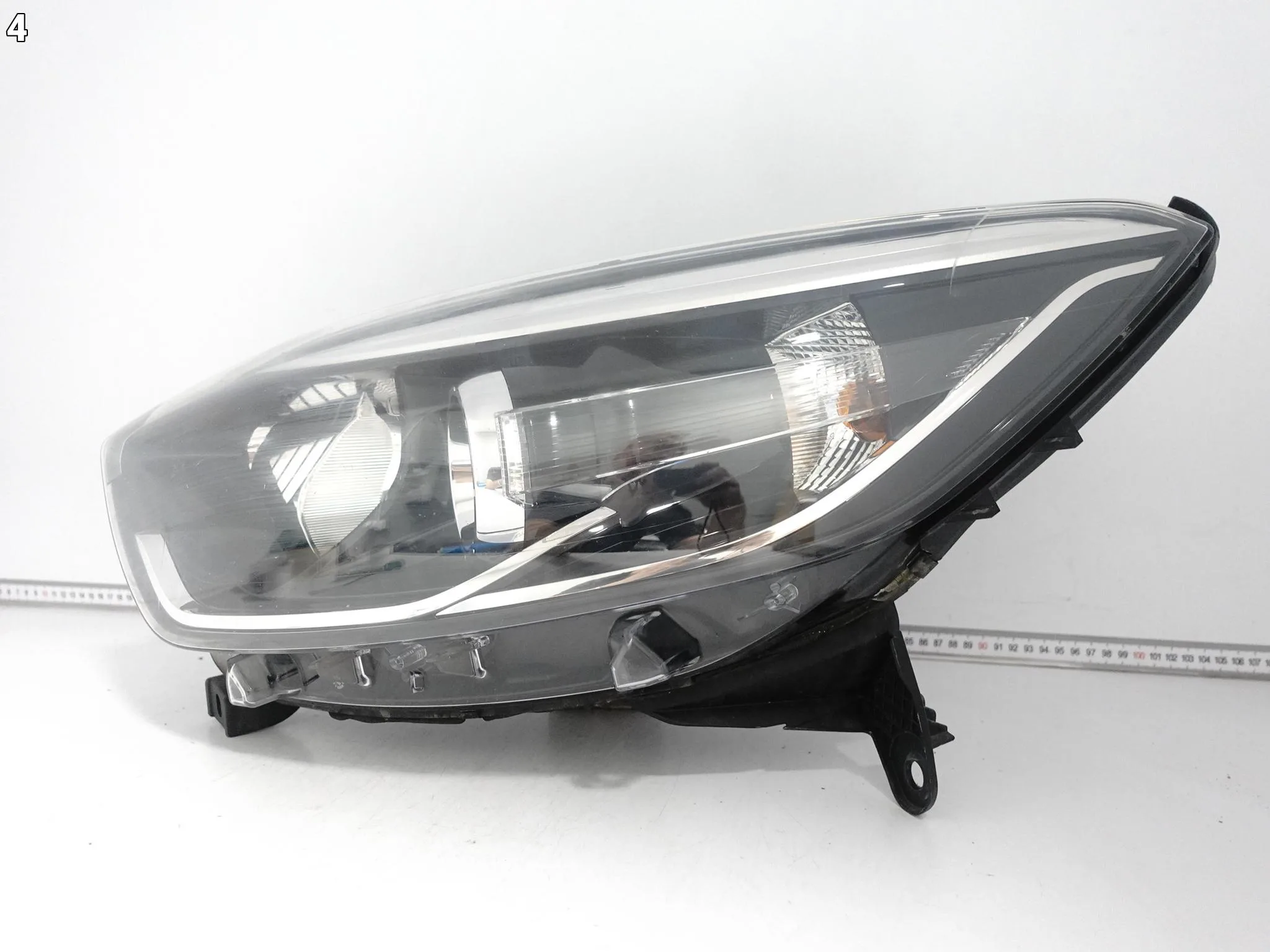 RENAULT CAPTUR J87 13-17 LAMPA LEWA HALOGEN ZWYKŁA H1 PRZÓD EUROPA aebf8182039448dd5f0cbfffbee5e4c4