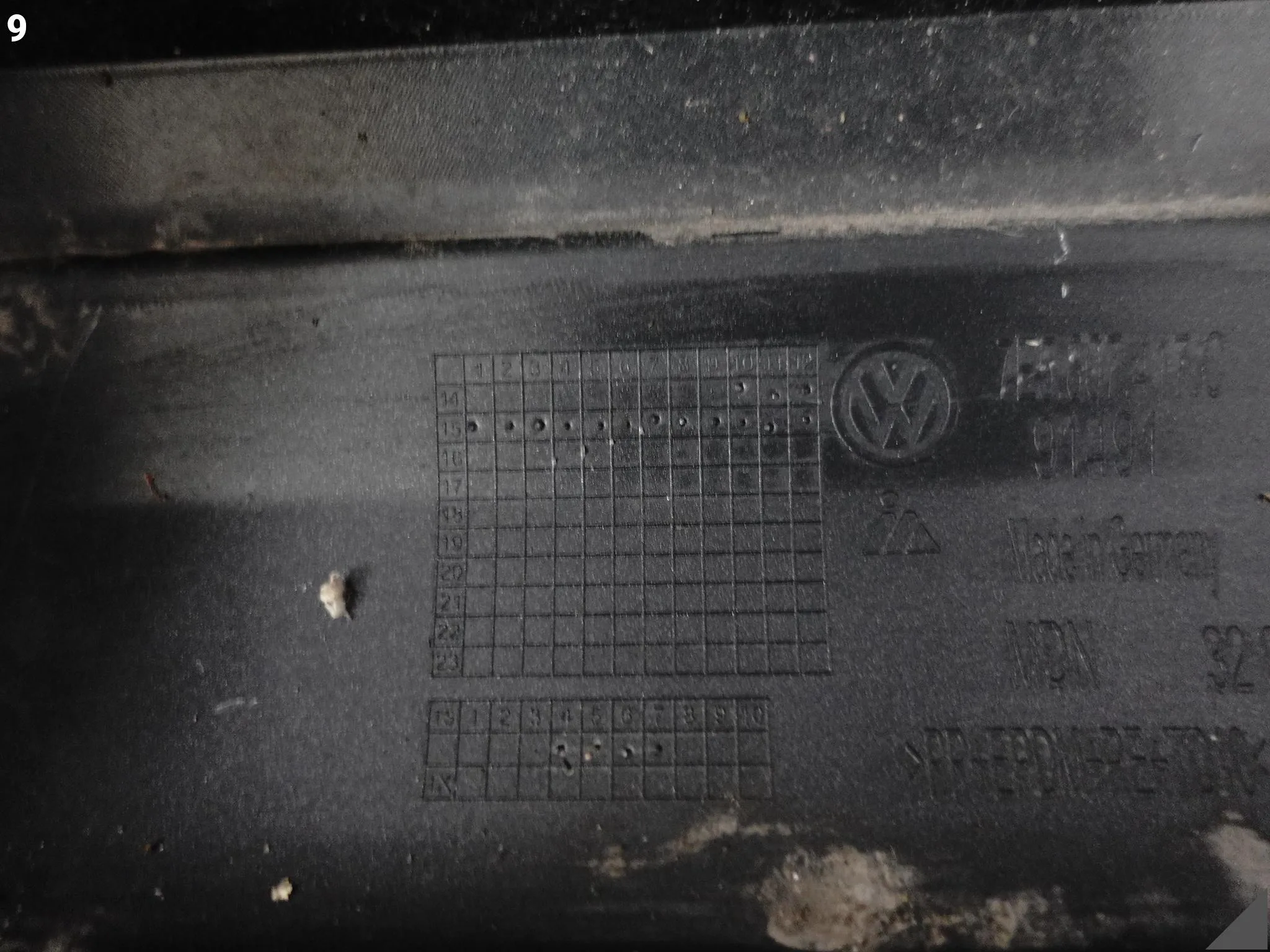 VW T6 TRANSPORTER MULTIVAN 7E5 15- ZDERZAK TYŁ (WERSJA Z KLAPĄ BAGAŻNIKA) 4e4c92c05c13bce22472b12156d5a0a3