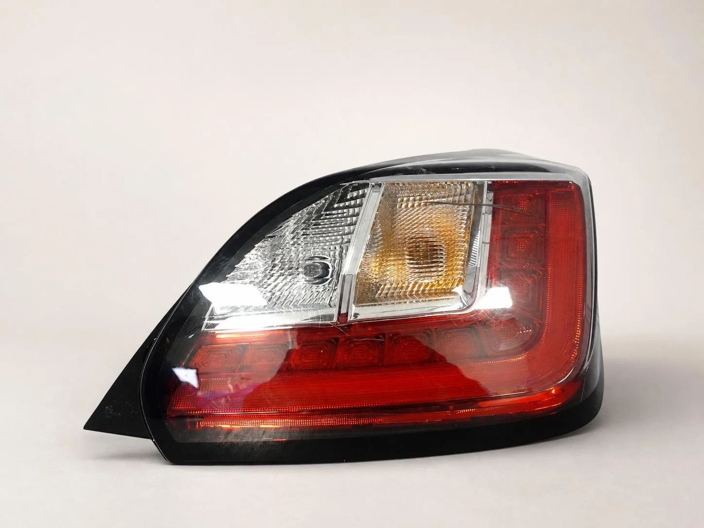 MITSUBISHI SPACE STAR II III LIFT 19- LAMPA LED PRAWA TYŁ EUROPA be34f5662e2c6932c0074cb19efdc63e