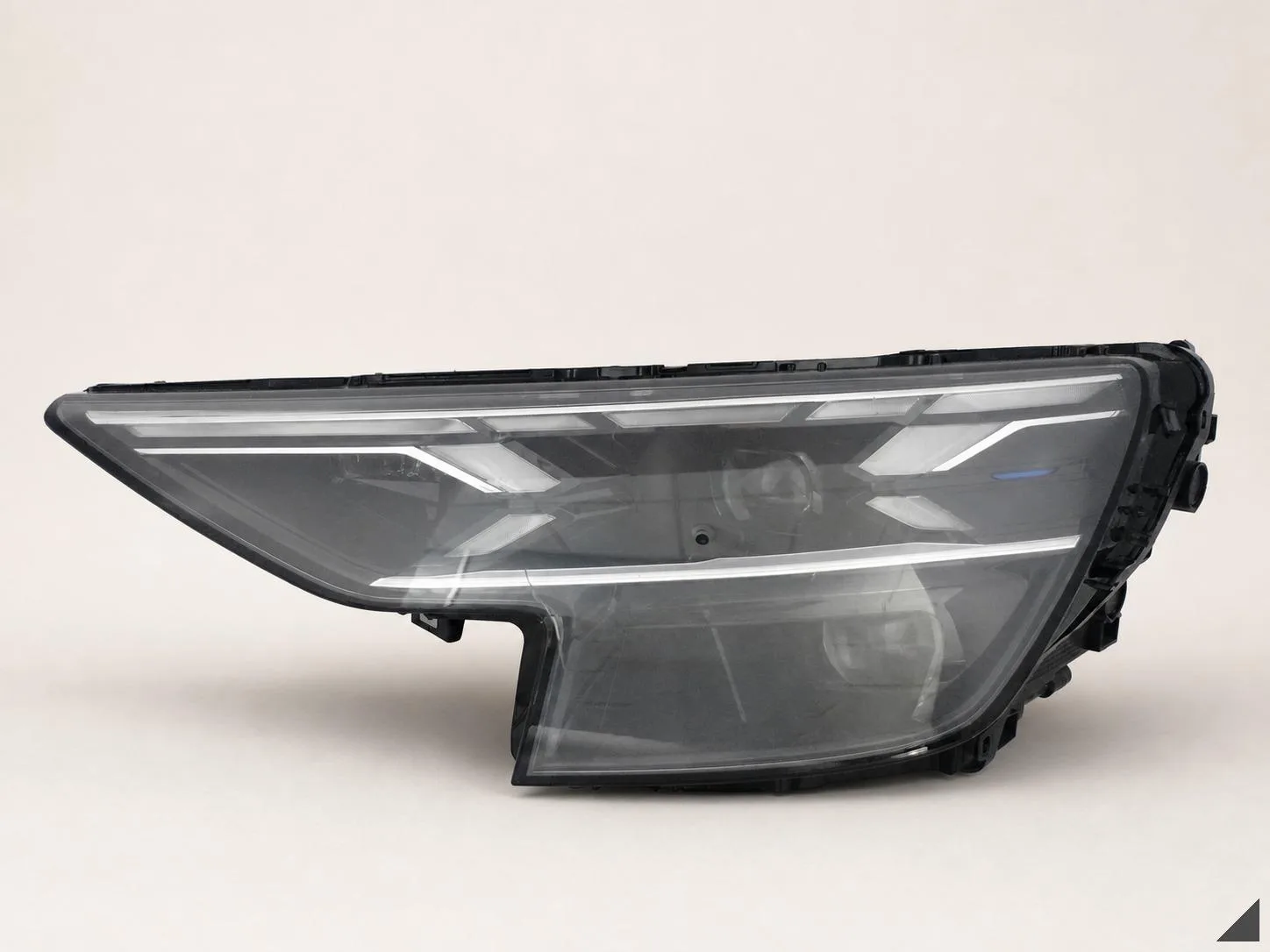 AUDI Q8 SQ8 4M8 LIFT 23- LAMPA FULL LED MATRIX LASER LEWA PRZÓD EUROPA 4c1f7962918cbb8095666462ab19bdd8