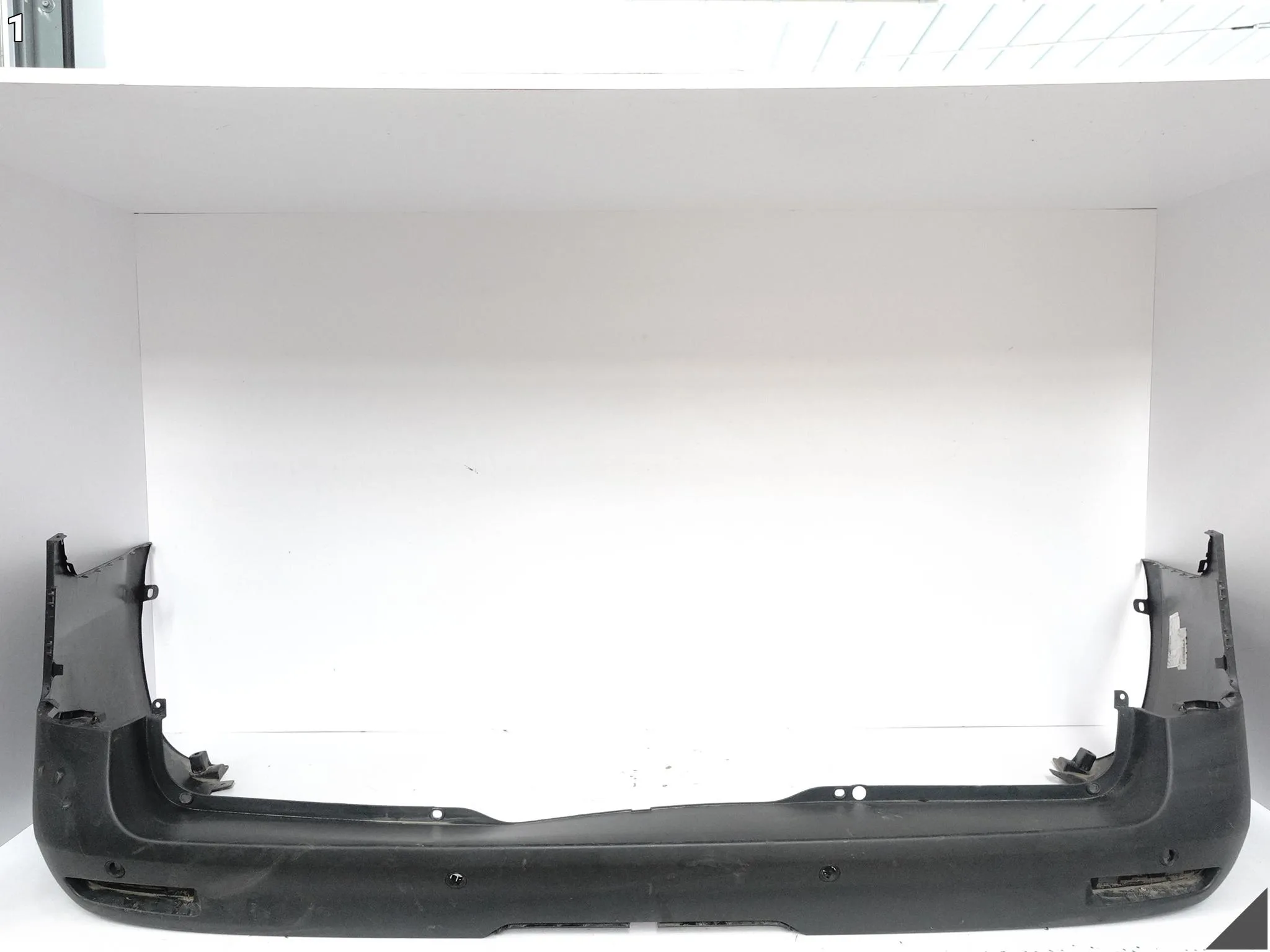 MERCEDES V-KLASA VITO W447 LONG MOPF LIFT 19- ZDERZAK BUMPER TYŁ (6xPDC) 196672c24f1664370298d320872f11e9