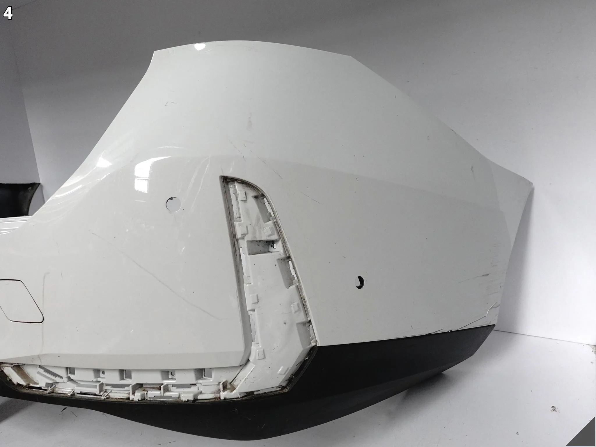 BMW 5 G61 BASIC TOURING KOMBI 23- ZDERZAK DYFUZOR SPOILER TYŁ (6xPDC) 46068182c06aac2da8d0b7e0bdc349c9