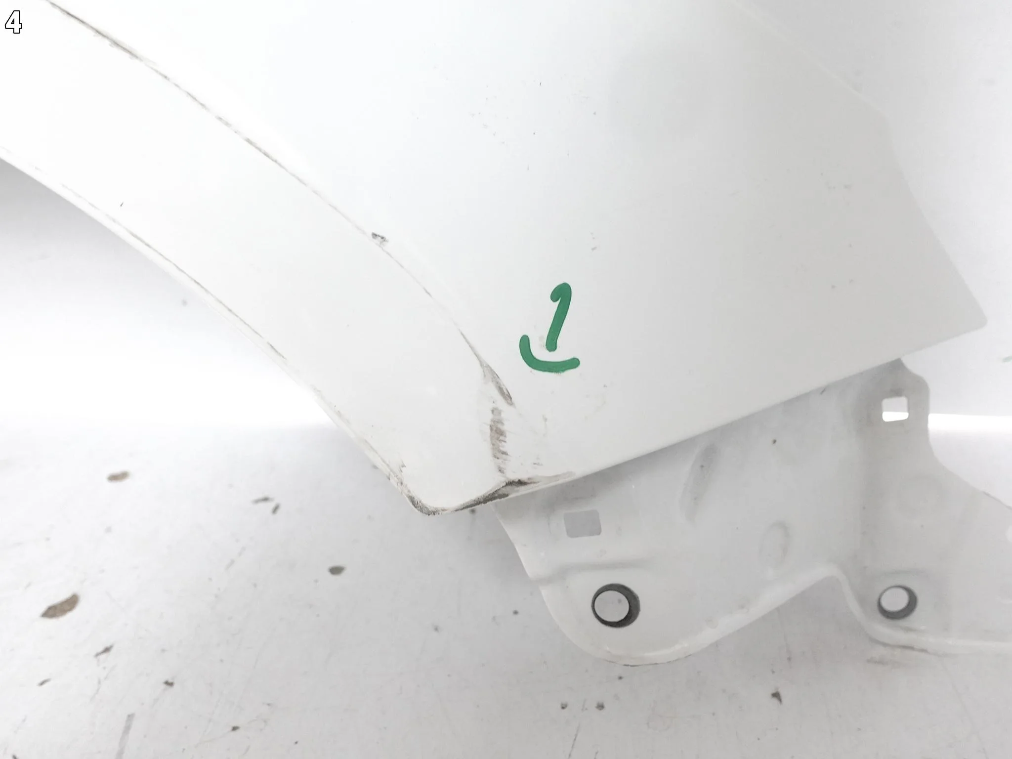 TOYOTA COROLLA E21 E210 XII HB KOMBI 18- LIFT BŁOTNIK FENDER PRAWY PRZÓD e2323d2a33cd001347909f3bb210aa44