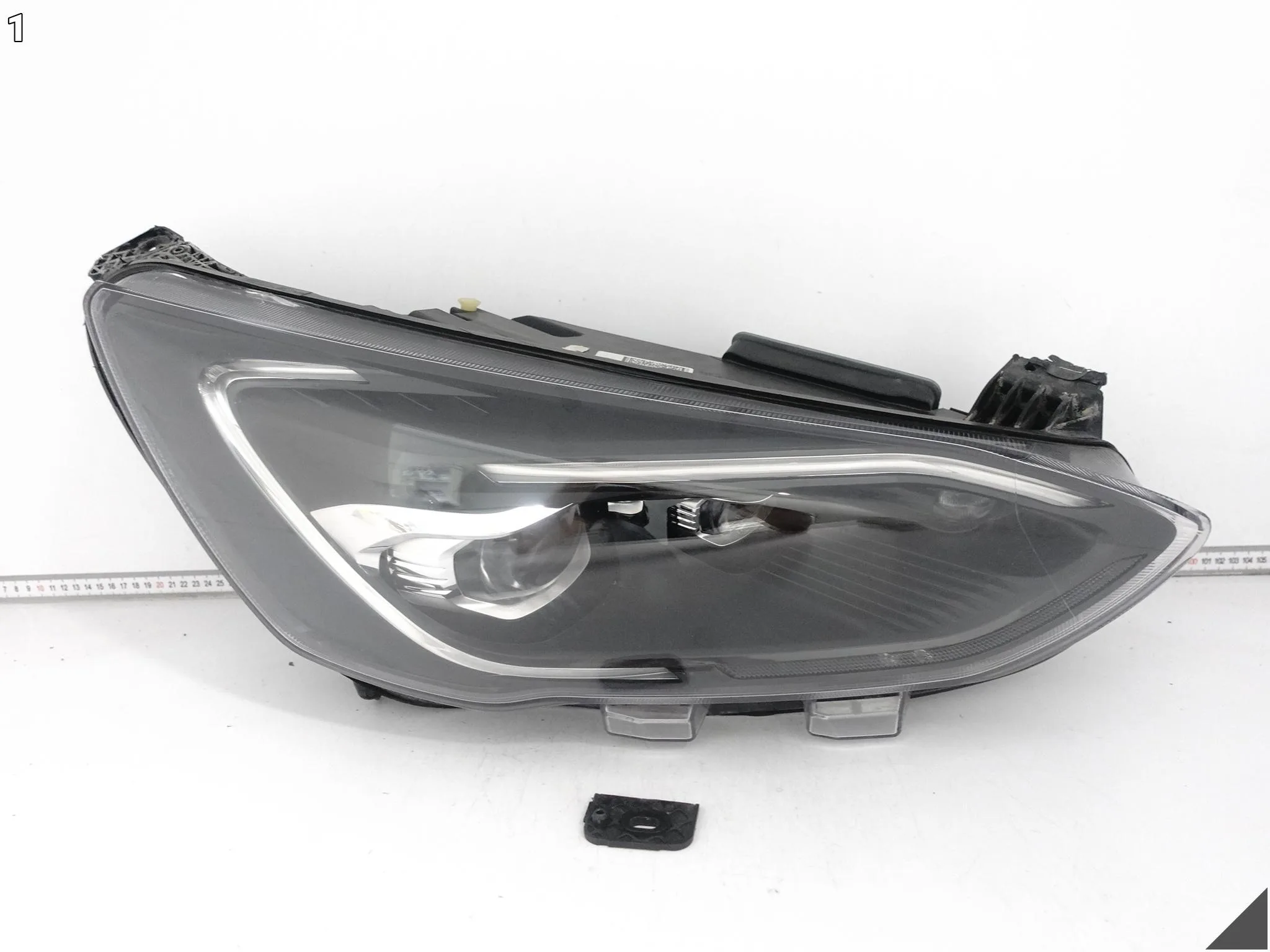 FORD FOCUS IV MK4 (4 GENERACJA) 18-21 LAMPA FULL LED PRAWA PRZÓD EUROPA 4a4d2125be6b4f7ce9fd1152cb7f327e