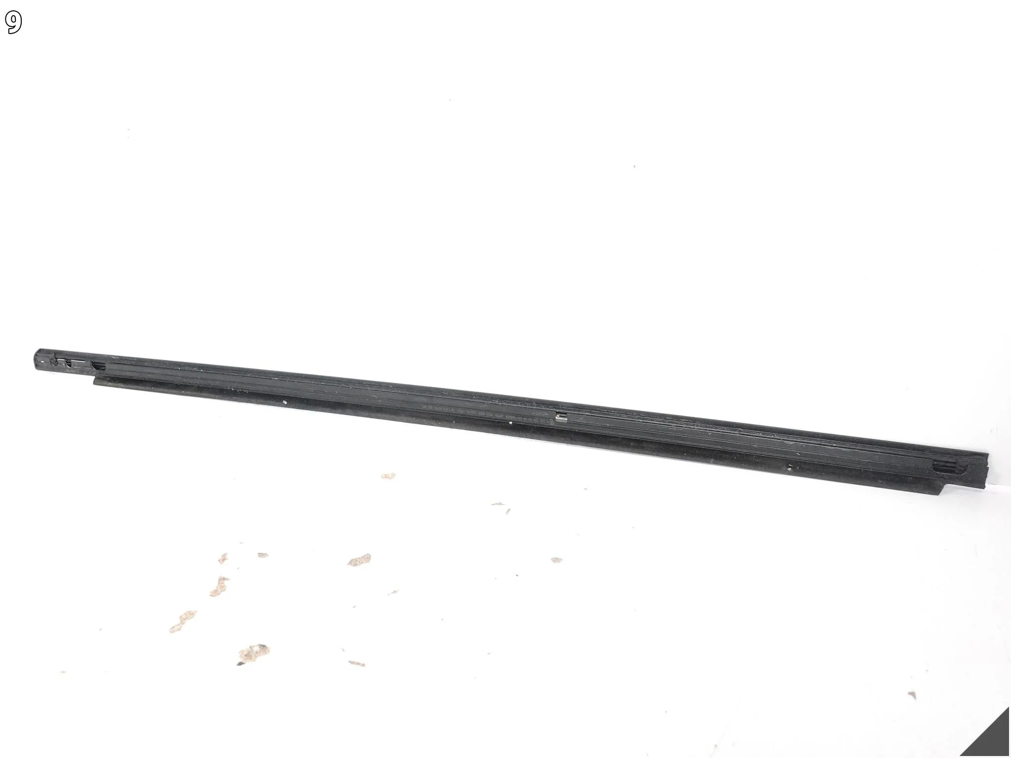 MERCEDES B-KLASA W245 LIFT MOPF 05-11 LISTWA ZGARNIAJĄCA DRZWI PRZÓD PRAWA 5959f556c7fbbcbaa88ffb3a82edd99a