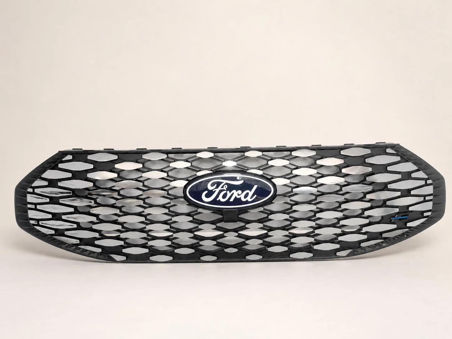 FORD E-TRANSIT CUSTOM E-TOURNEO 23- GRILL ATRAPA KRATKA W ZDERZAK PRZÓD 7bd9863326edad349c8147d8c860dfe9