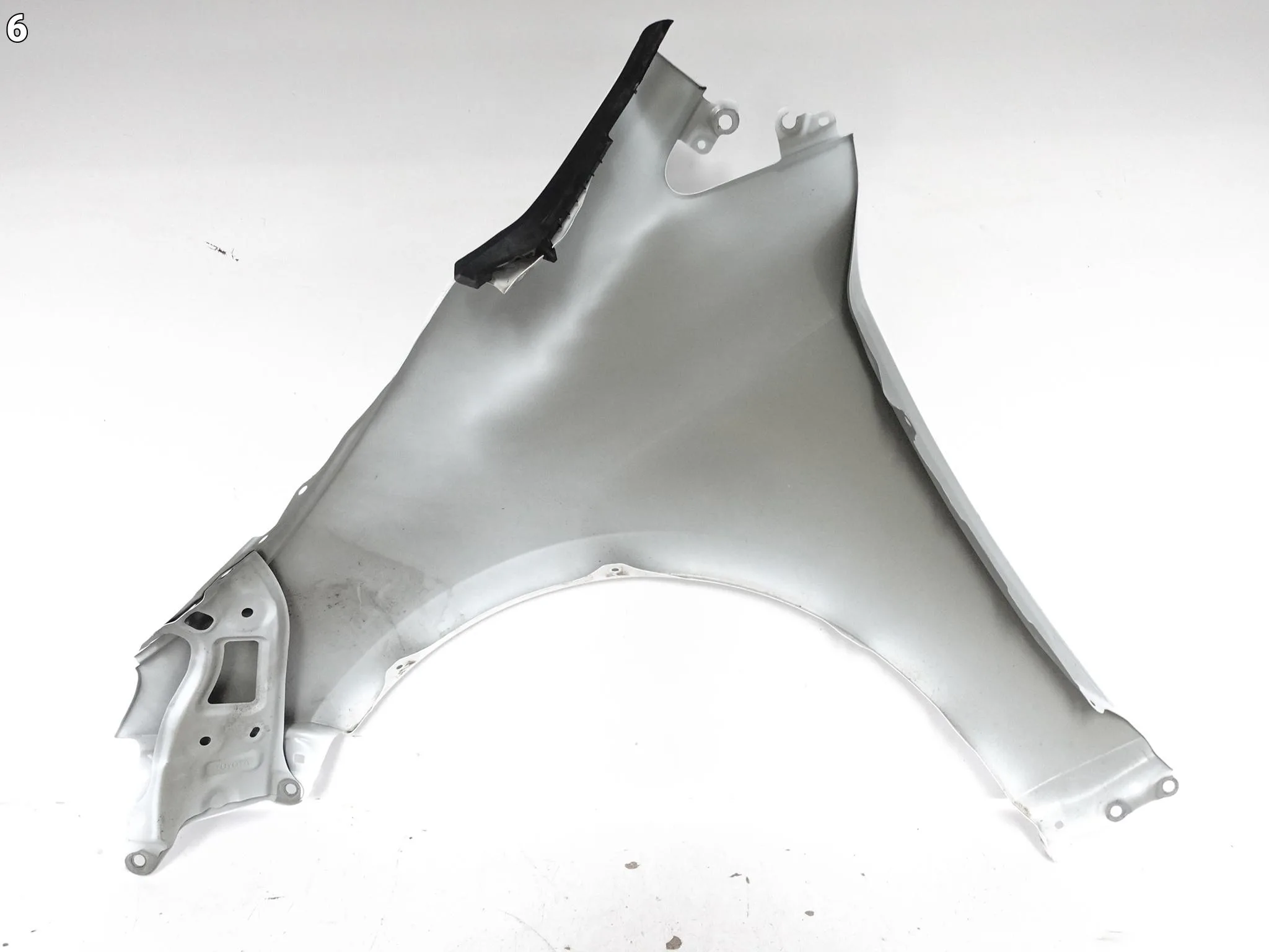 TOYOTA COROLLA E21 E210 XII HB KOMBI 18- LIFT BŁOTNIK FENDER PRAWY PRZÓD bc1f2e2d2a14715314d1253554c7244c