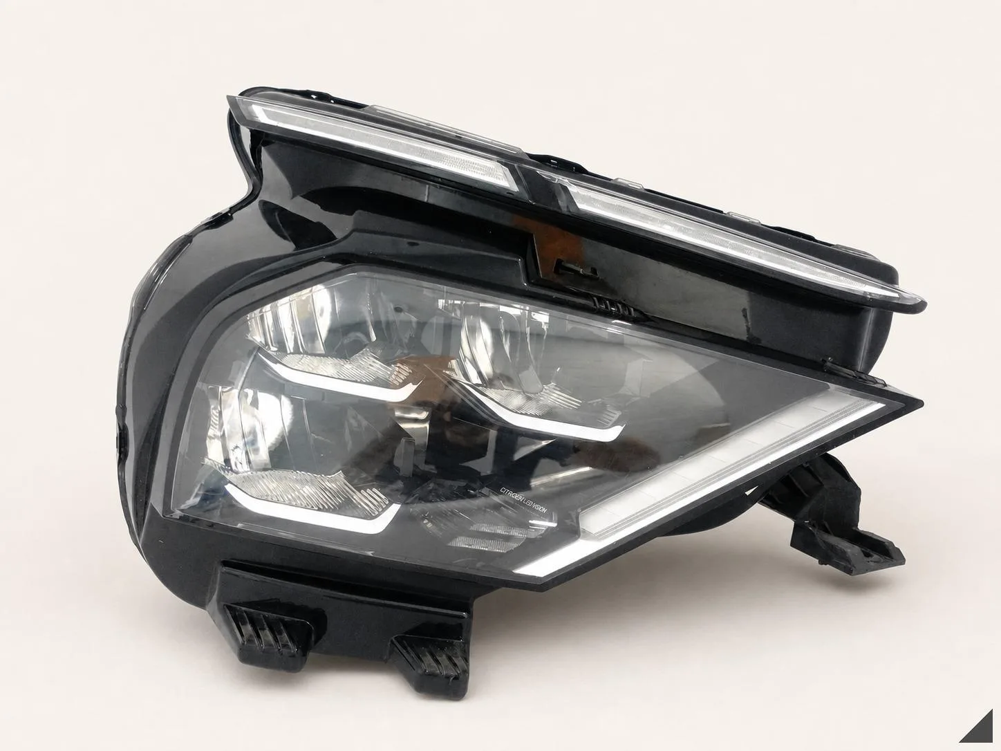 CITROEN C4 III (3 GENERACJA) 20-24 LAMPA FULL LED VISION PRAWA PRZÓD EUROPA dccaa7633327d1e266cbf63a14a035f4