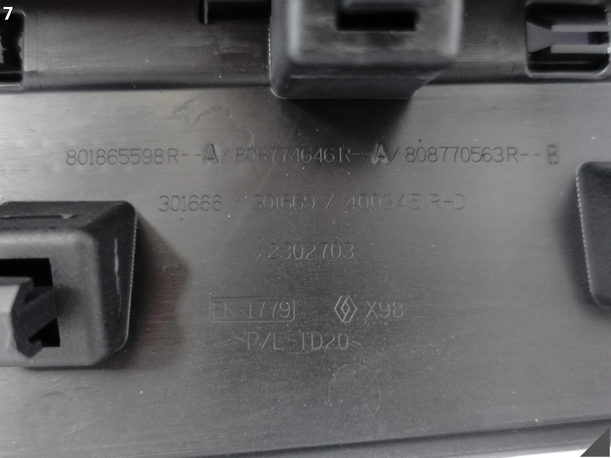 RENAULT CLIO 4 IV X98 LIFT 12-20 DOLNA LISTWA NAKŁADKA NA DRZWI PRZÓD PRAWA 29f8cd9e12f2ab2e21583353add7d1c3