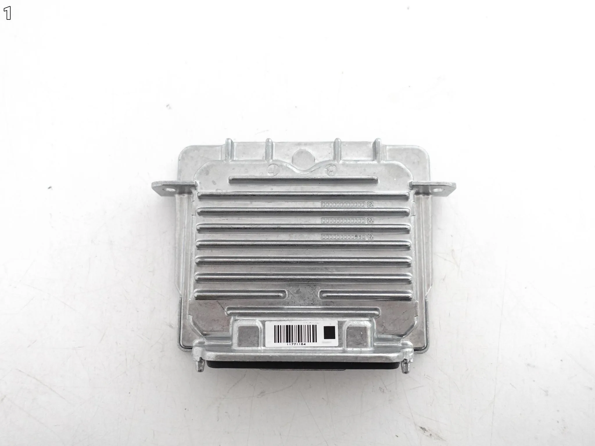 TOYOTA PROACE II PEUGEOT EXPERT OPEL CITROEN PRZETWORNICA LAMPY XENON VALEO 976f57c4cfc0b26a6b961293e9975038