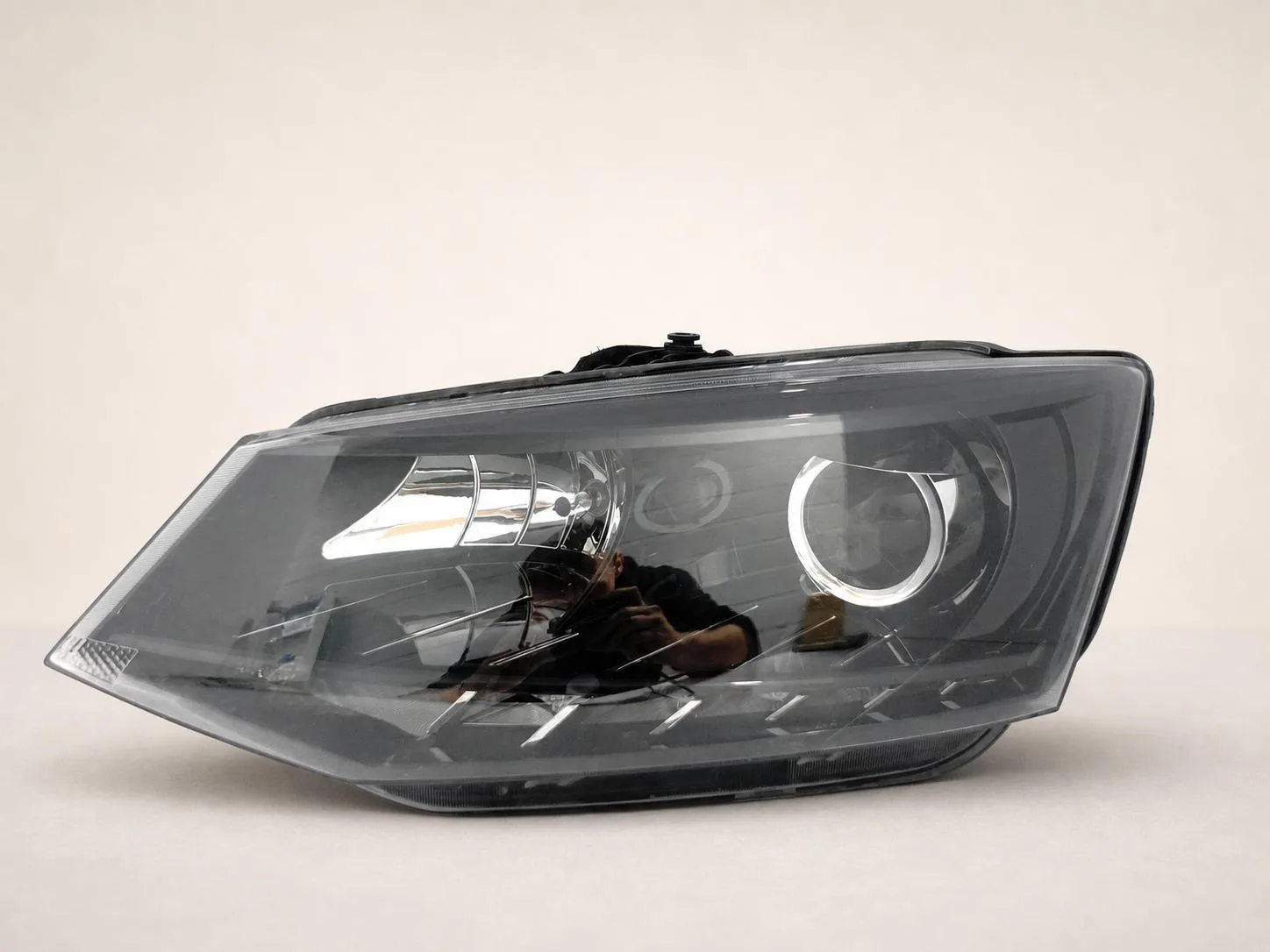 SKODA FABIA III 3 6V1 6V0 14-18 LAMPA ZWYKŁA HALOGEN H7 + LED LEWA PRZÓD EU 640a697c746d46adb13df2e925ff7708