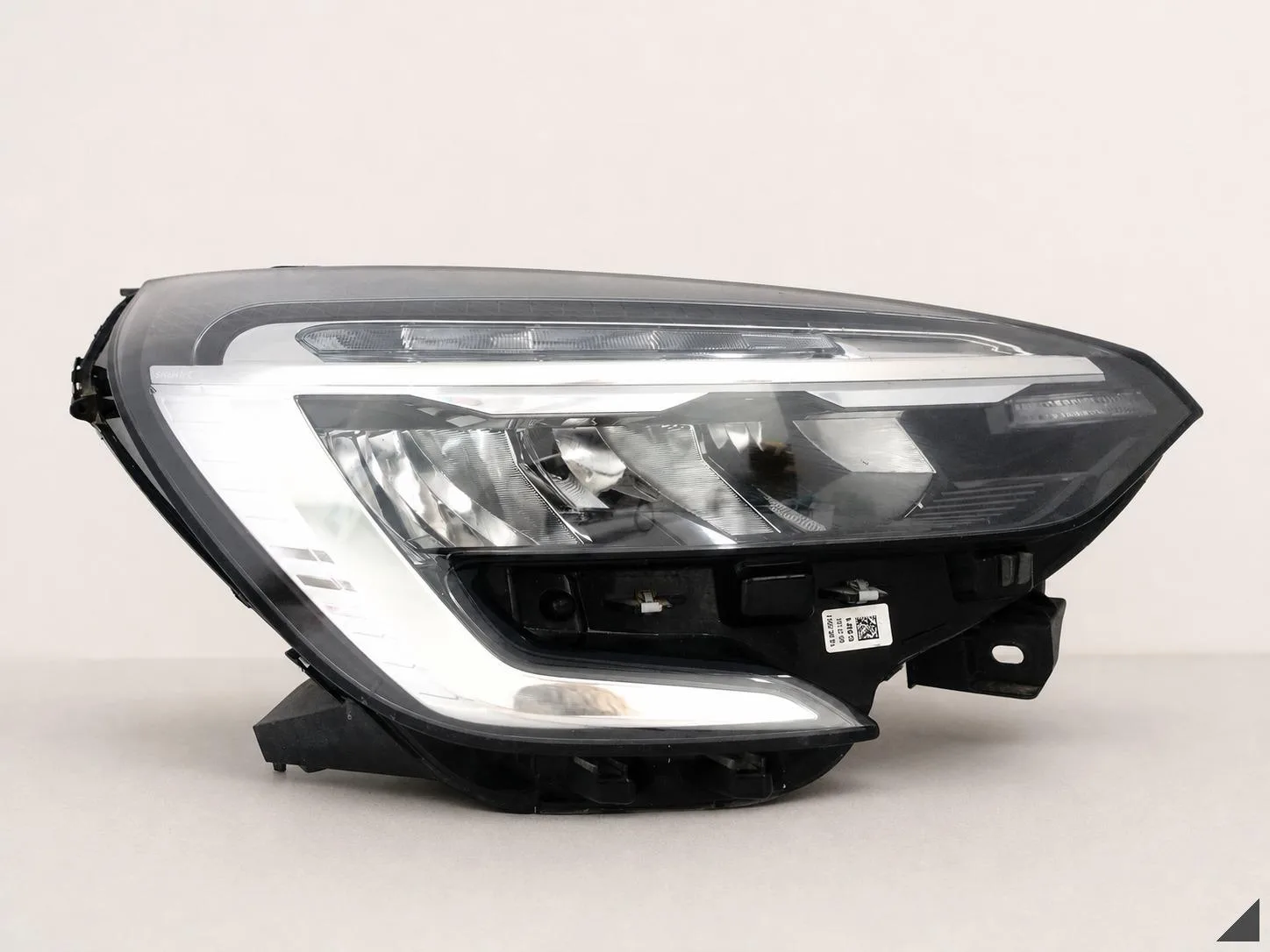 RENAULT CLIO V 5 19-23 LAMPA FULL LED PURE VISION PRAWA PRZÓD EUROPA CZARNA 206f15ca3b1a41b3b0c4d7026a136517