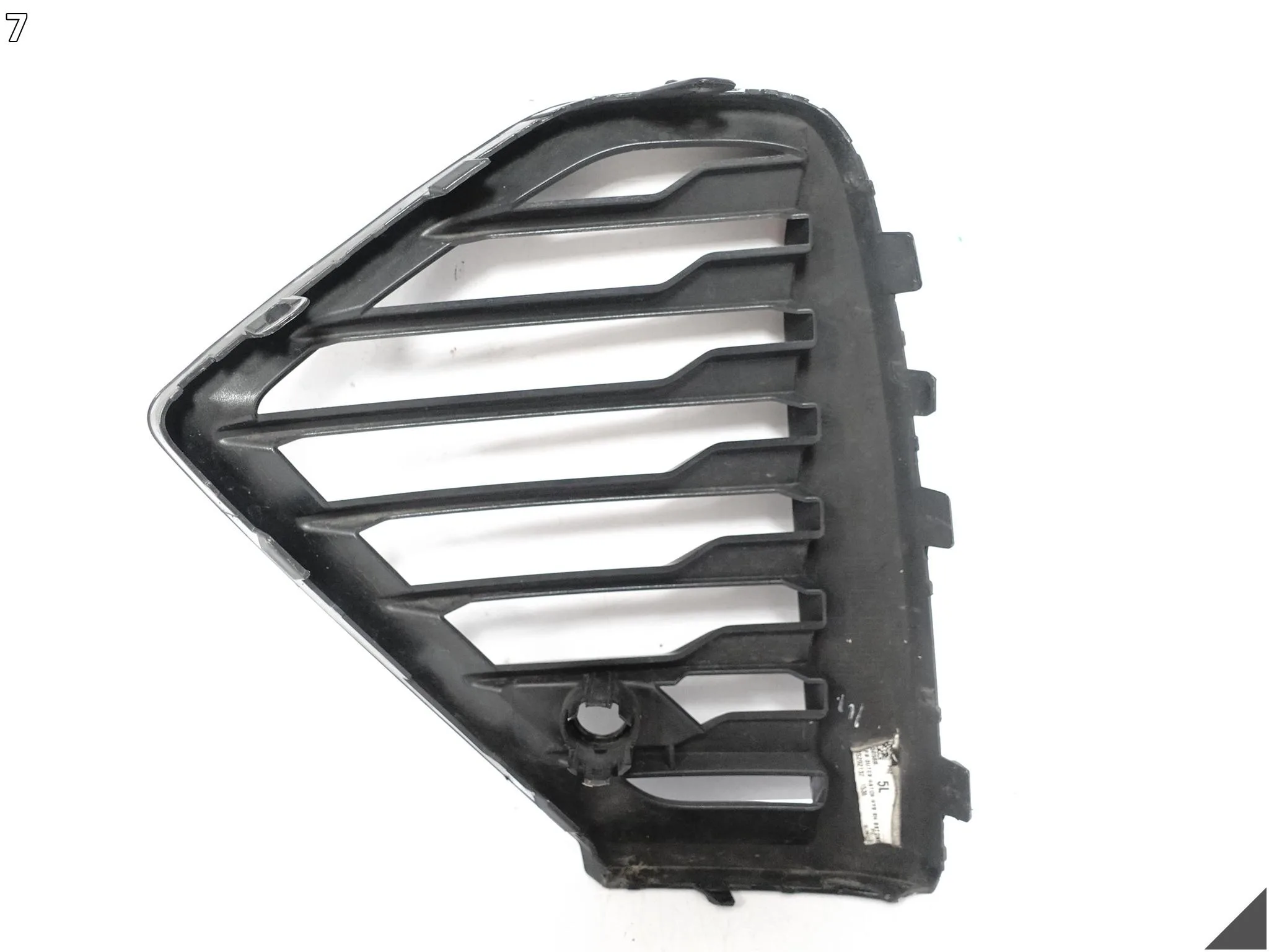 VOLVO XC60 II 2 R-DESIGN LIFT 21- KRATKA GRILL ATRAPA W ZDERZAK PRZÓD PRAWA e8fd1213ac8d2be711ac95284a10545a