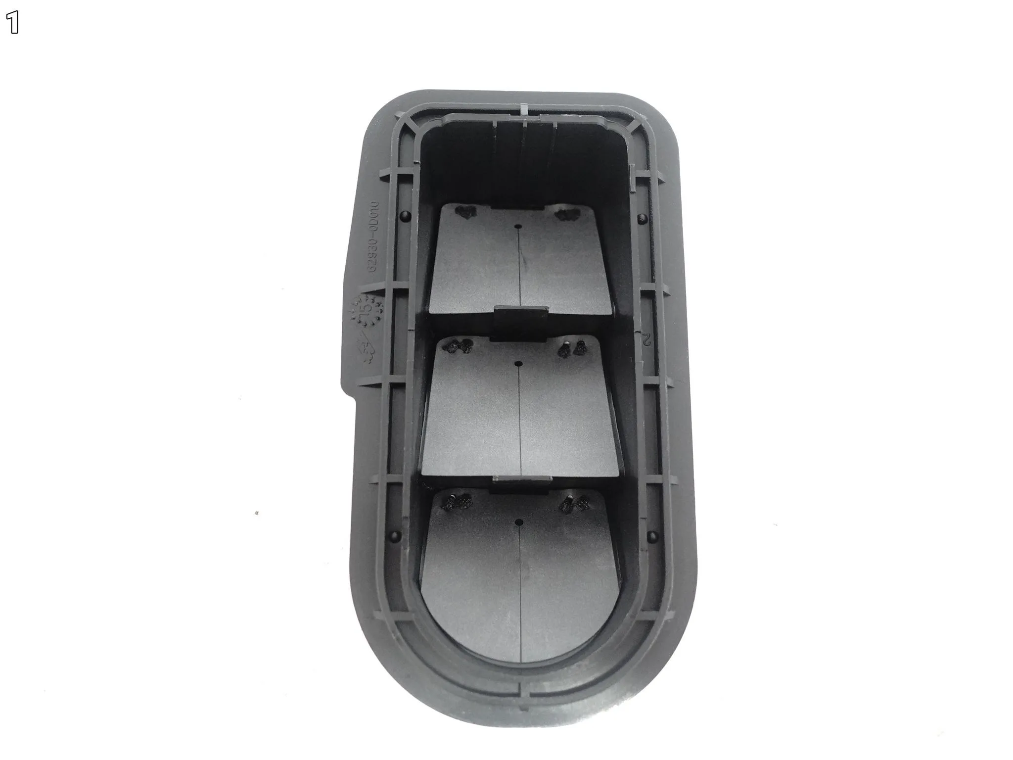 TOYOTA YARIS III 3 XP150 LIFT 14-17 KRATKA WENTYLACYJNA BŁOTNIK TYŁ R=L fad8e59b2d406c5d282bc105802c816c