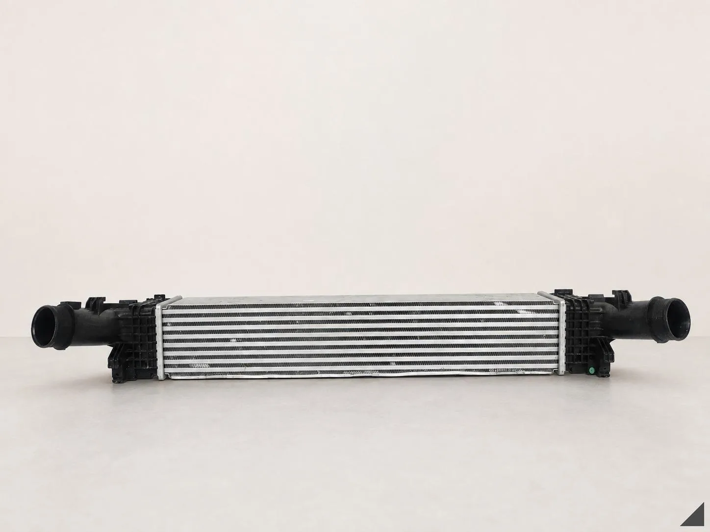 PORSCHE PANAMERA G2 971 16- INTERCOOLER CHŁODNICA POWIETRZA V8 TDI ESQ ORG 9c0ba813fd4269cc27eef205bebdebc3