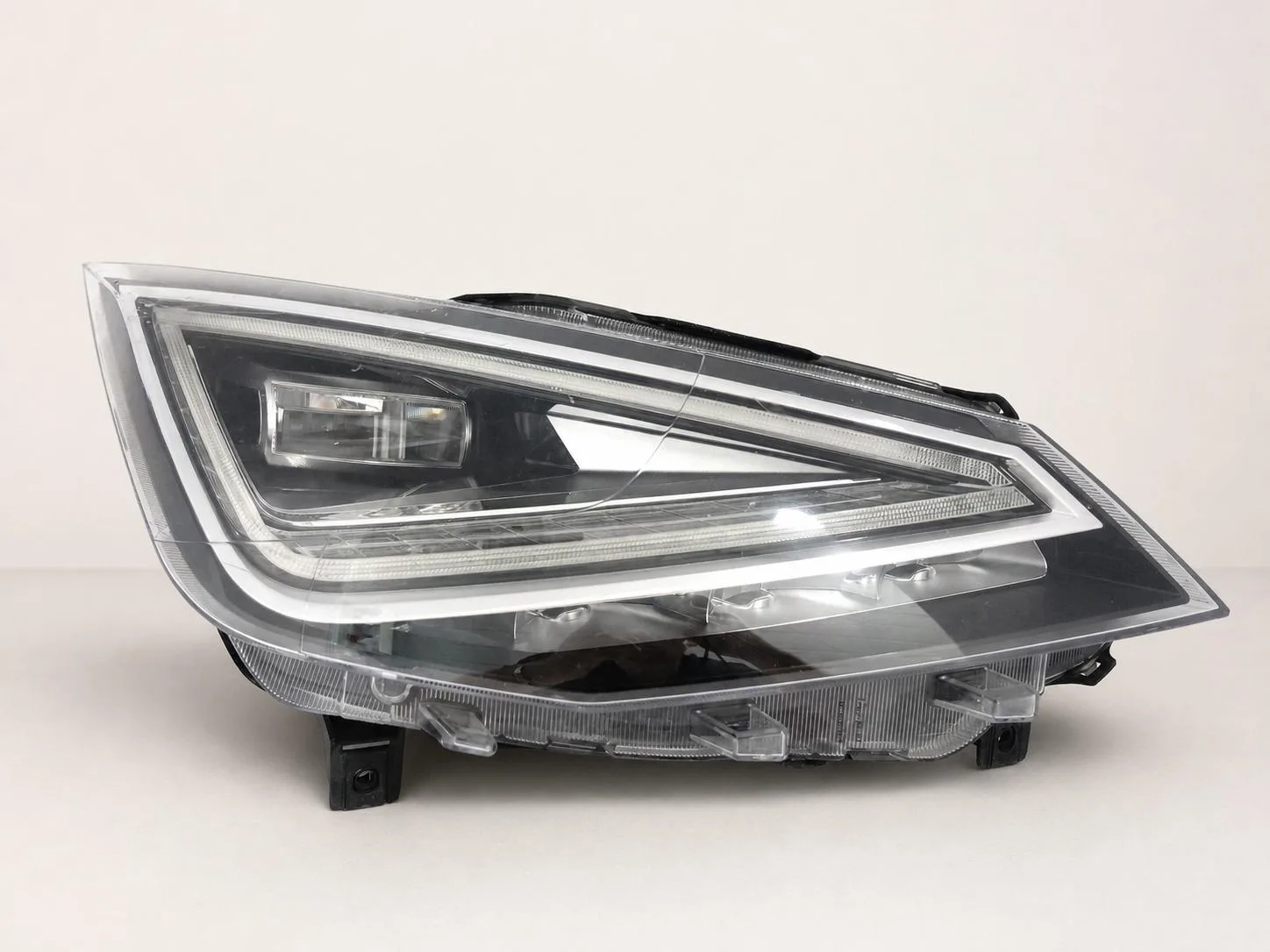 SEAT IBIZA V 5 6F1 6F0 ARONA LIFT 21-25 LAMPA FULL LED PRAWA PRZÓD EUROPA 81ee7c6d6e9b6c18610da84b54715329