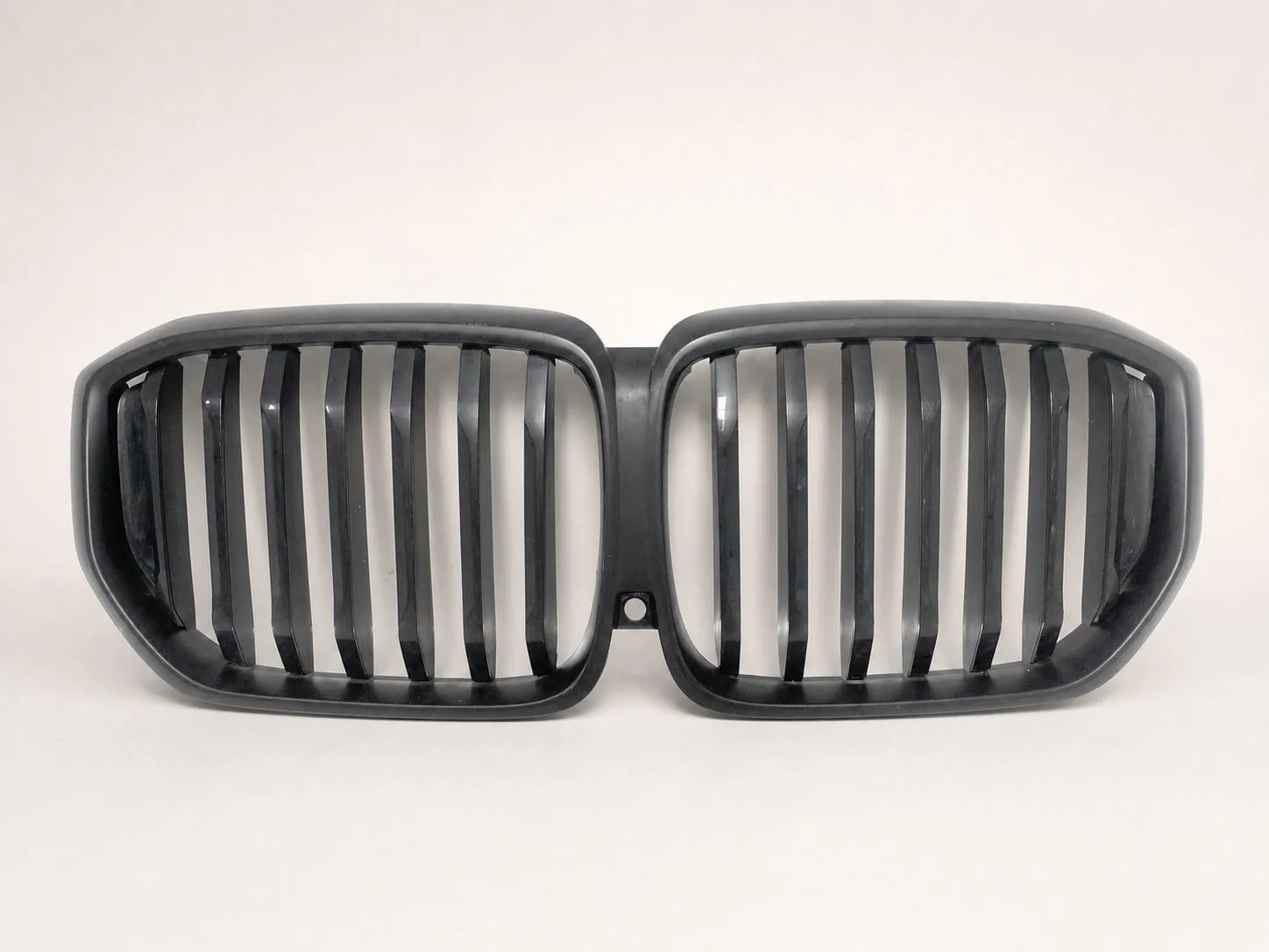 BMW X5 G05 M-PAKIET SHADOW BLACK LIFT LCI 23-26 GRILL ATRAPA NERKI KRATKI 9cd2f95283ec2285073e4ee681bc2a5c