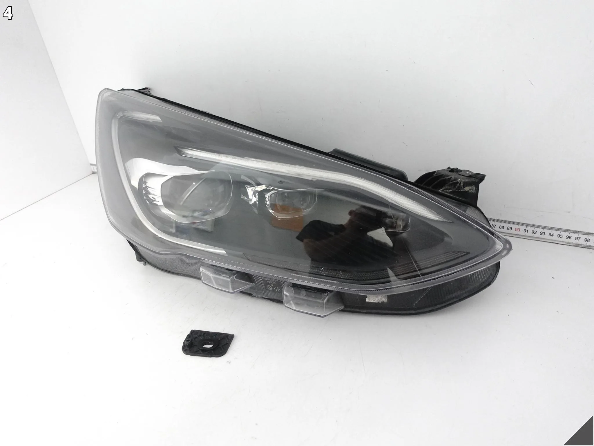 FORD FOCUS IV MK4 (4 GENERACJA) 18-21 LAMPA FULL LED PRAWA PRZÓD EUROPA d6e096586e8ee95e69c21dae2efbb25c