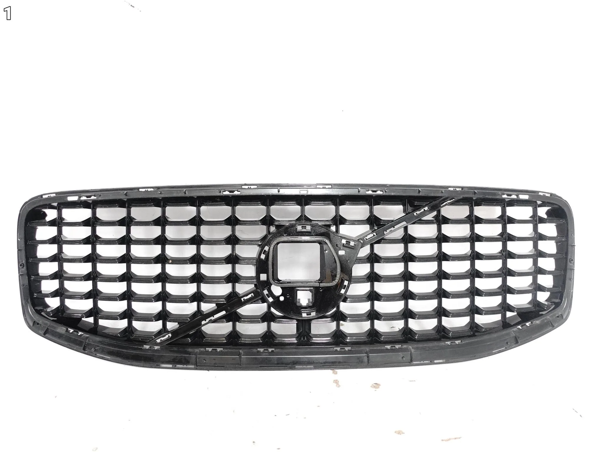 VOLVO XC60 II 2 R-DESIGN LIFT 21- GRILL ATRAPA KRATKA W ZDERZAK PRZÓD 0e8a66e873bd8cd4fe15c514723edcde