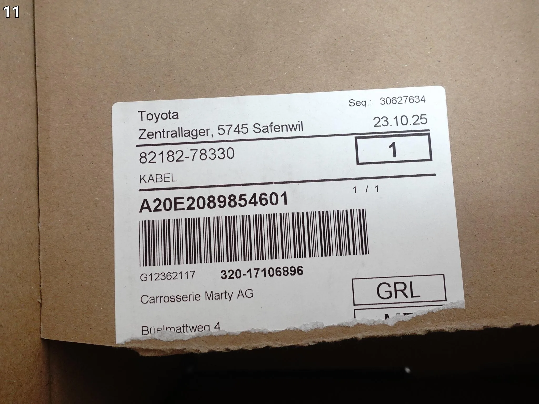 LEXUS NX II AZ20 21- WIĄZKA INSTALACJA PDC W ZDERZAK TYŁ (4xPDC) fba5e72e3c0079237815322c320092a7