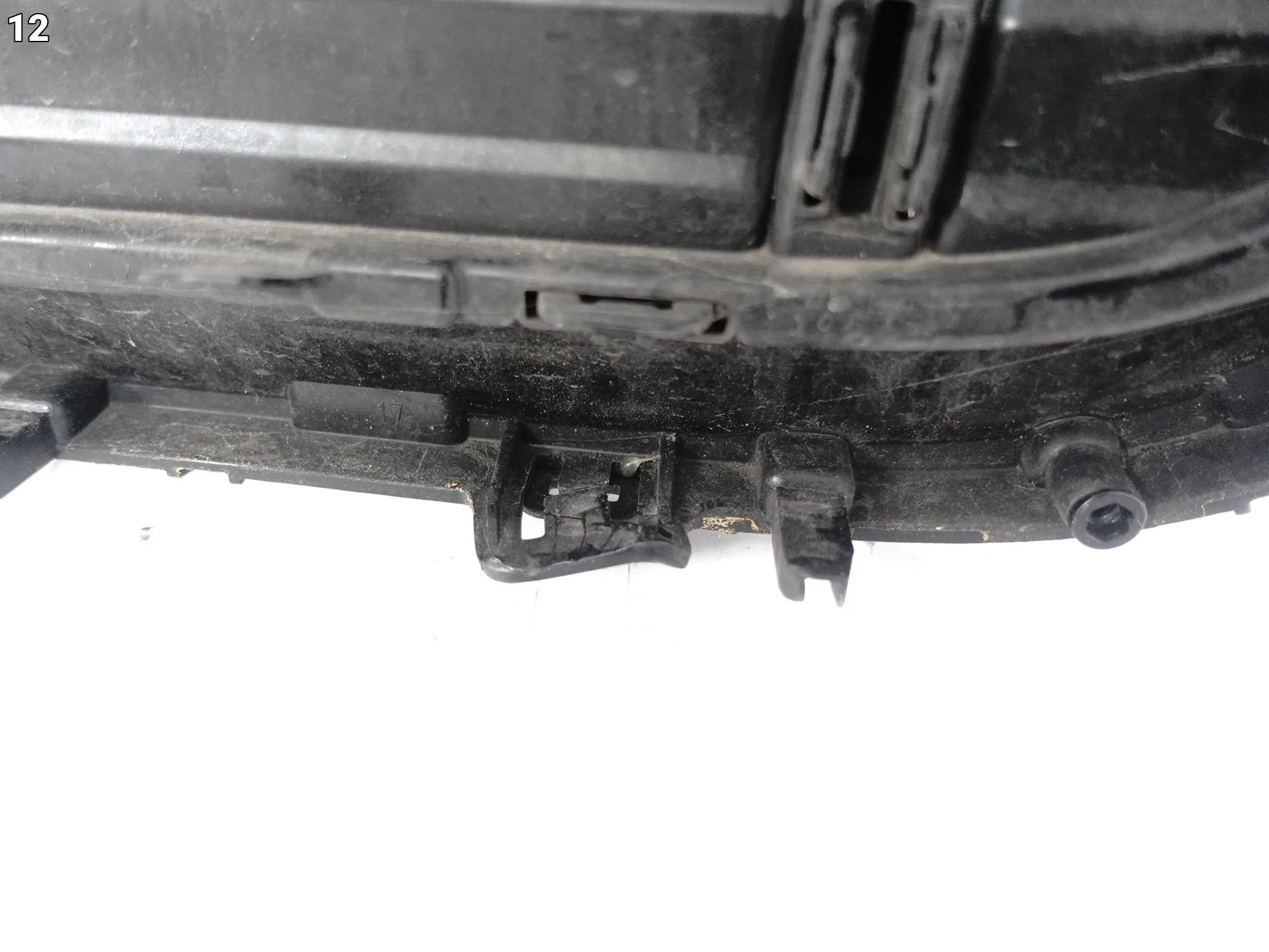 AUDI E-TRON ETRON 4KE S-LINE 18-22 GRILL ATRAPA PRZÓD BLACK (RADAR PDC) d5e113cbaf90b0daa267ba038b00ea01