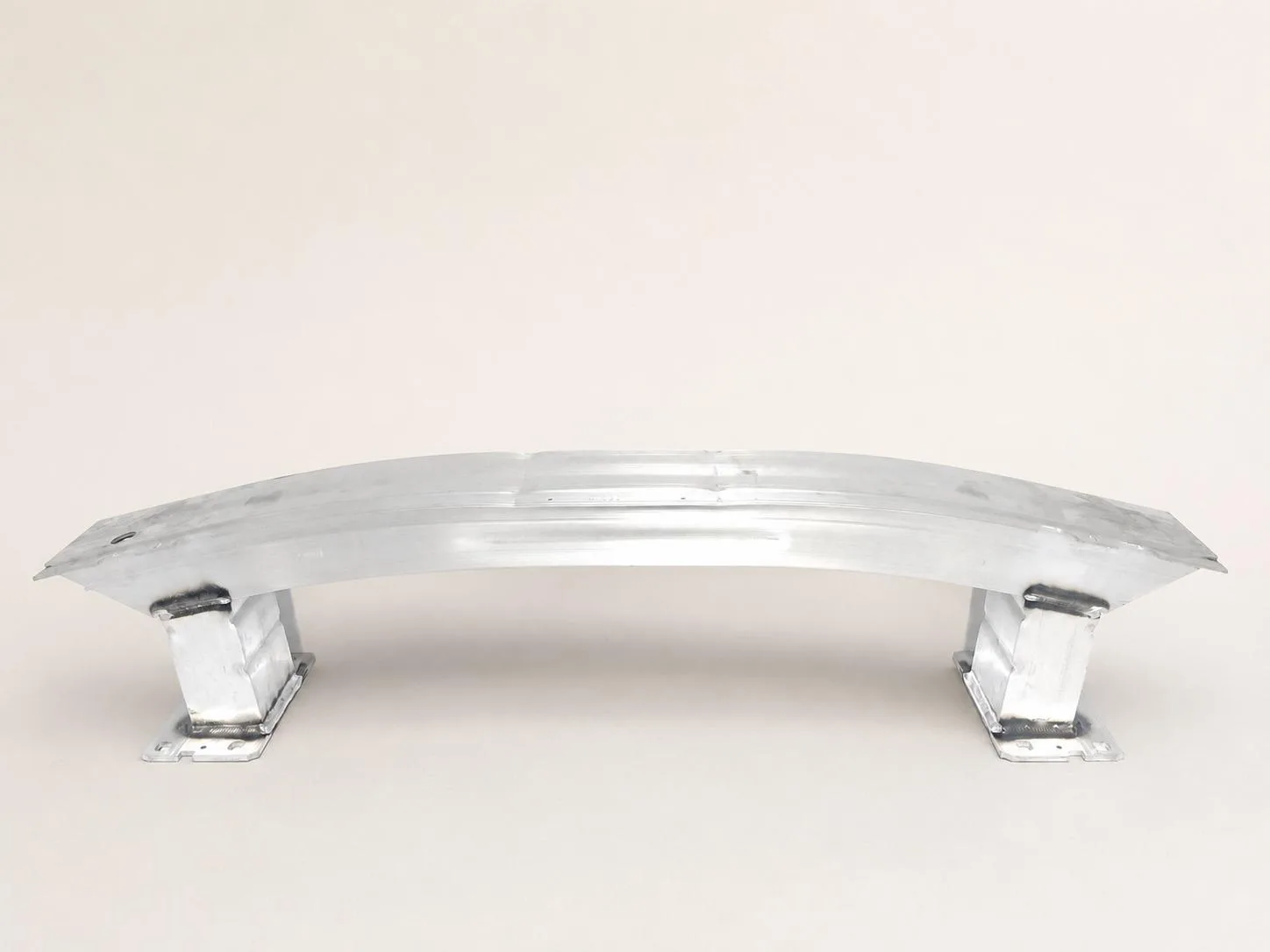 AUDI Q8 SQ8 E-TRON 4KE 18-25 LIFT BELKA WSPORNIK PAS W ZDERZAK PRZÓD 50b26f651c3f4148bd97ba122a5ee233
