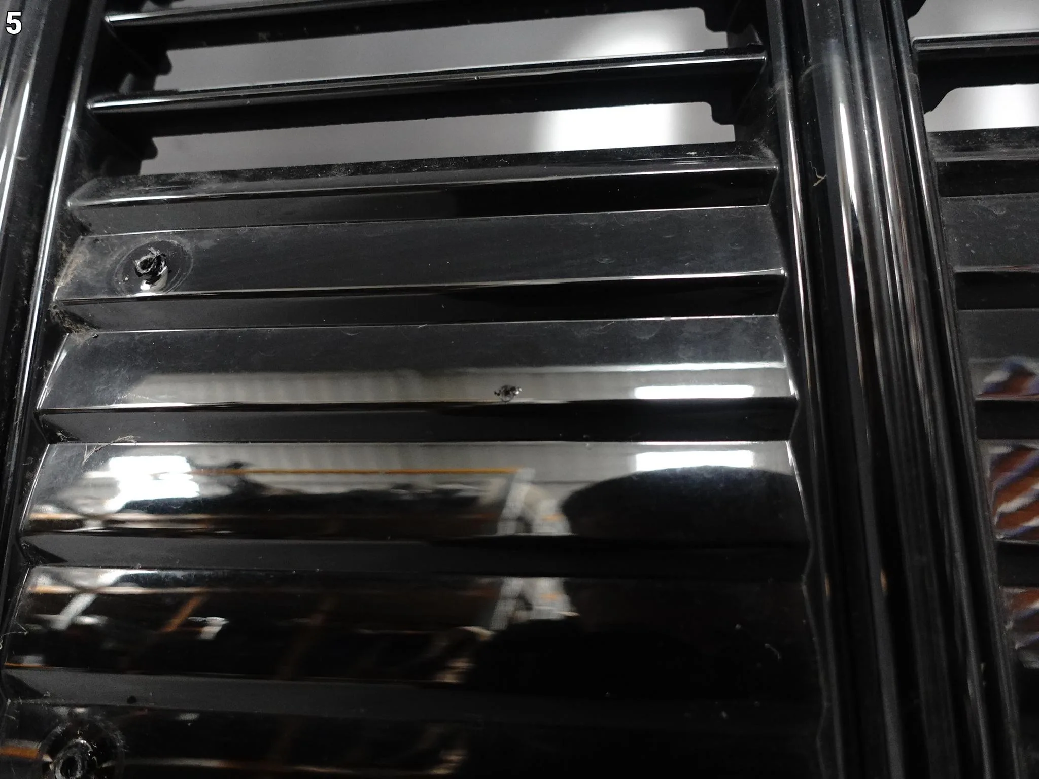 AUDI E-TRON ETRON 4KE S-LINE 18-22 GRILL ATRAPA PRZÓD BLACK (RADAR PDC) 90b0f028e1a025d5116586179ca89e95