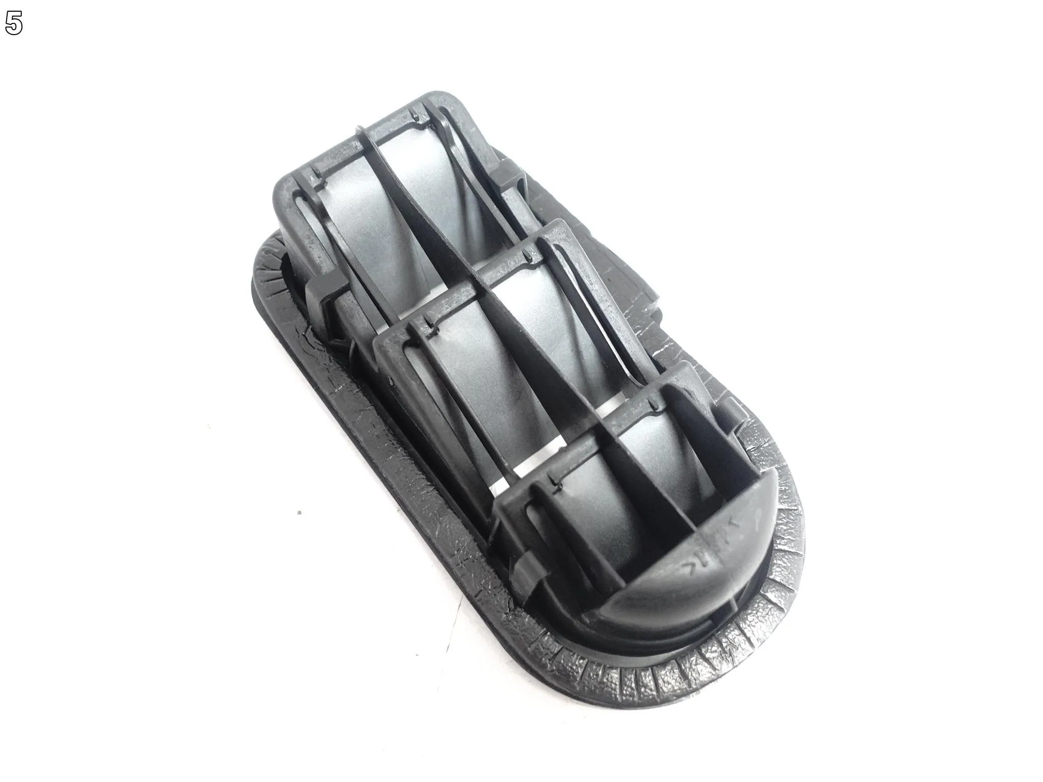 TOYOTA YARIS III 3 XP150 LIFT 14-17 KRATKA WENTYLACYJNA BŁOTNIK TYŁ R=L 1833d87e942a0b9d552690fd7b5ce378