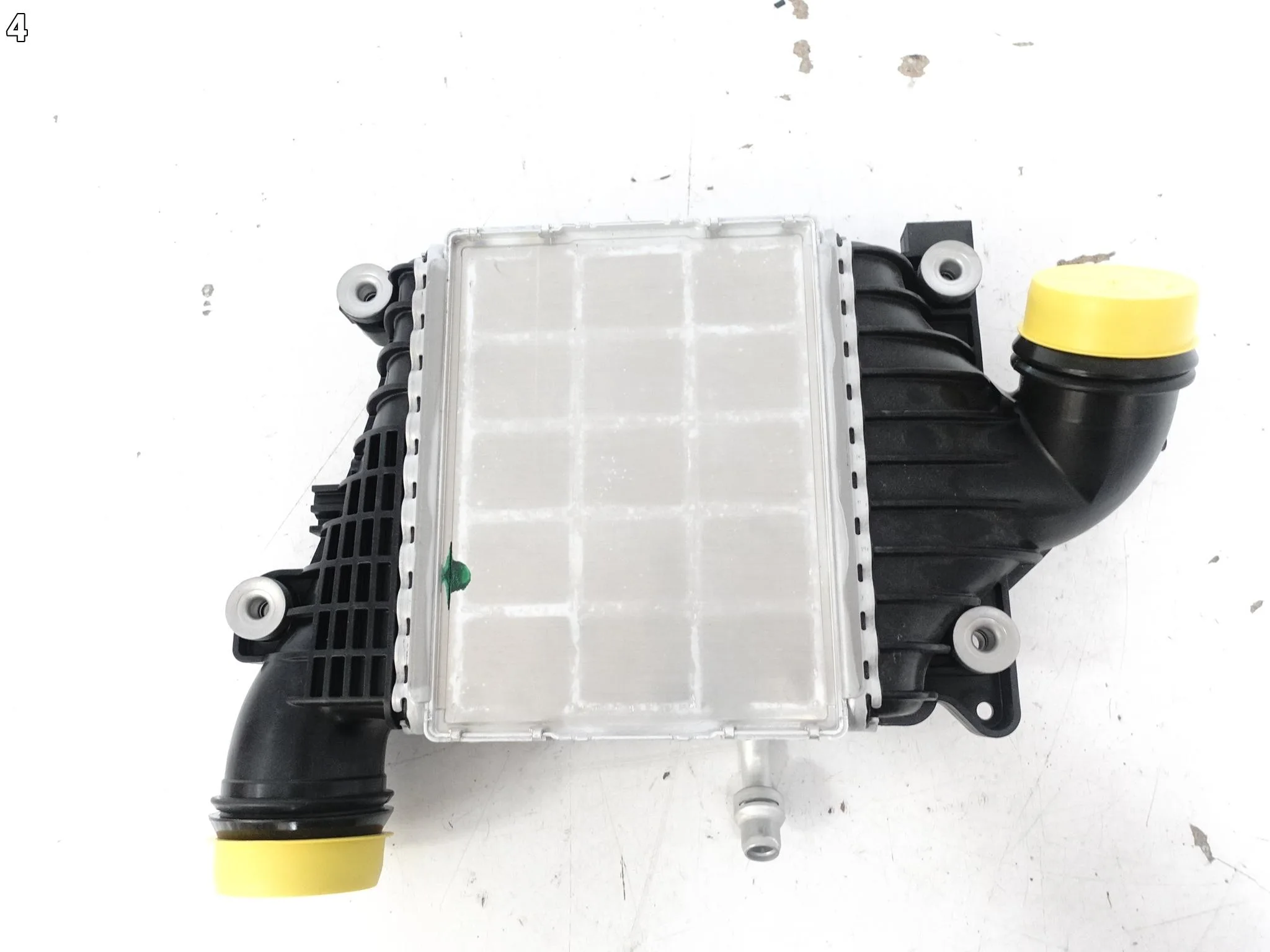 JAGUAR XE X760 LAND ROVER DEFENDER L663 CHŁODNICA POWIETRZA INTERCOOLER c501c0e3e43ca3897449549d479064a2