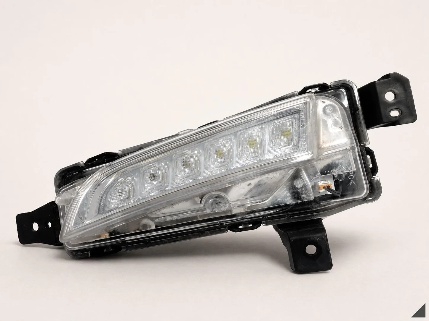 SUZUKI VITARA IV 4 III 3 LY LIFT 15- HALOGEN LED DRL W ZDERZAK PRZÓD PRAWY 2ad87c2df227ab9602e72a1cfc36631c